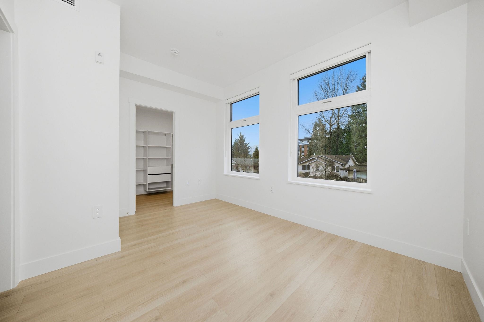 111 342 MOUNTAIN HIGHWAY