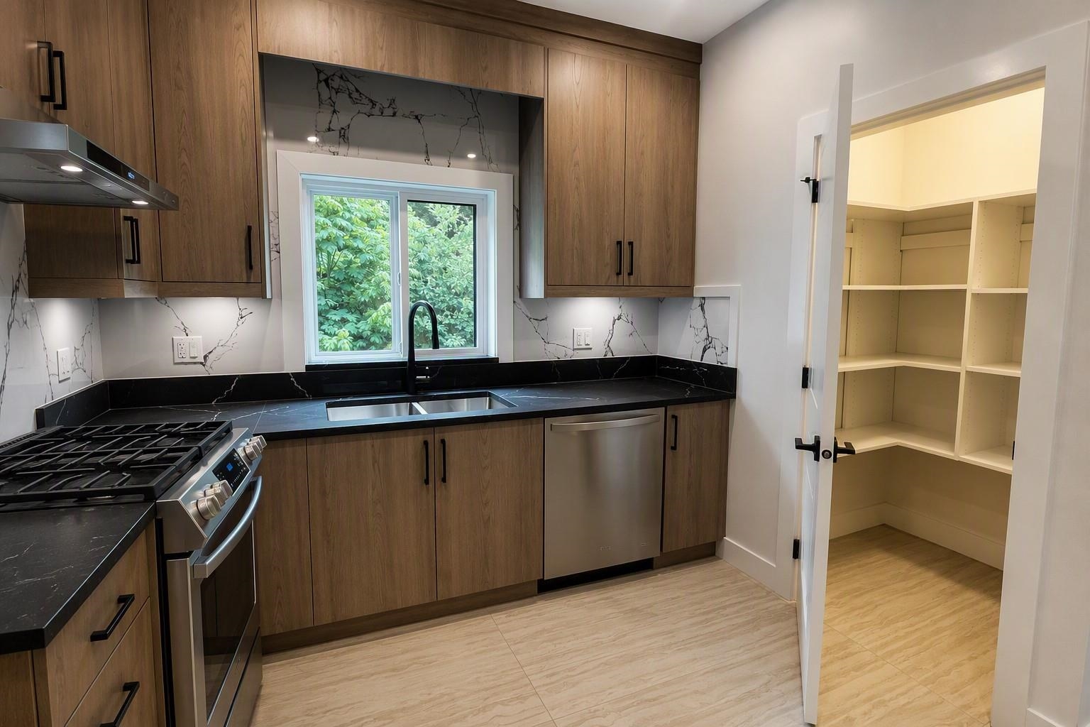 8447 FOREST GATE DRIVE