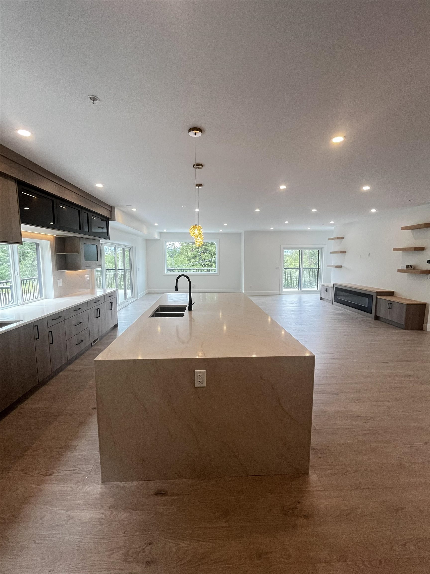 8447 FOREST GATE DRIVE