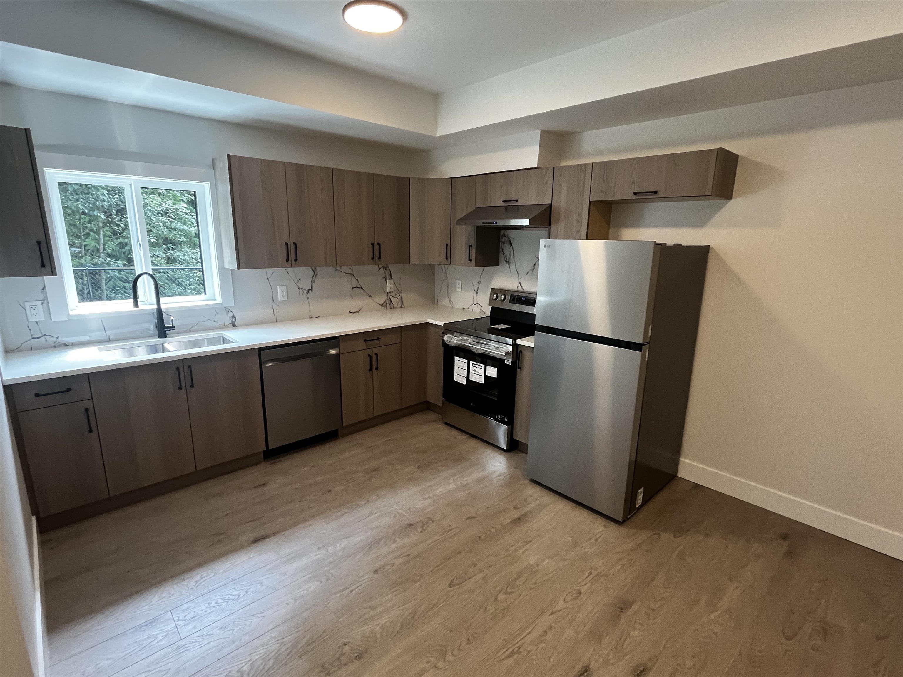 8447 FOREST GATE DRIVE