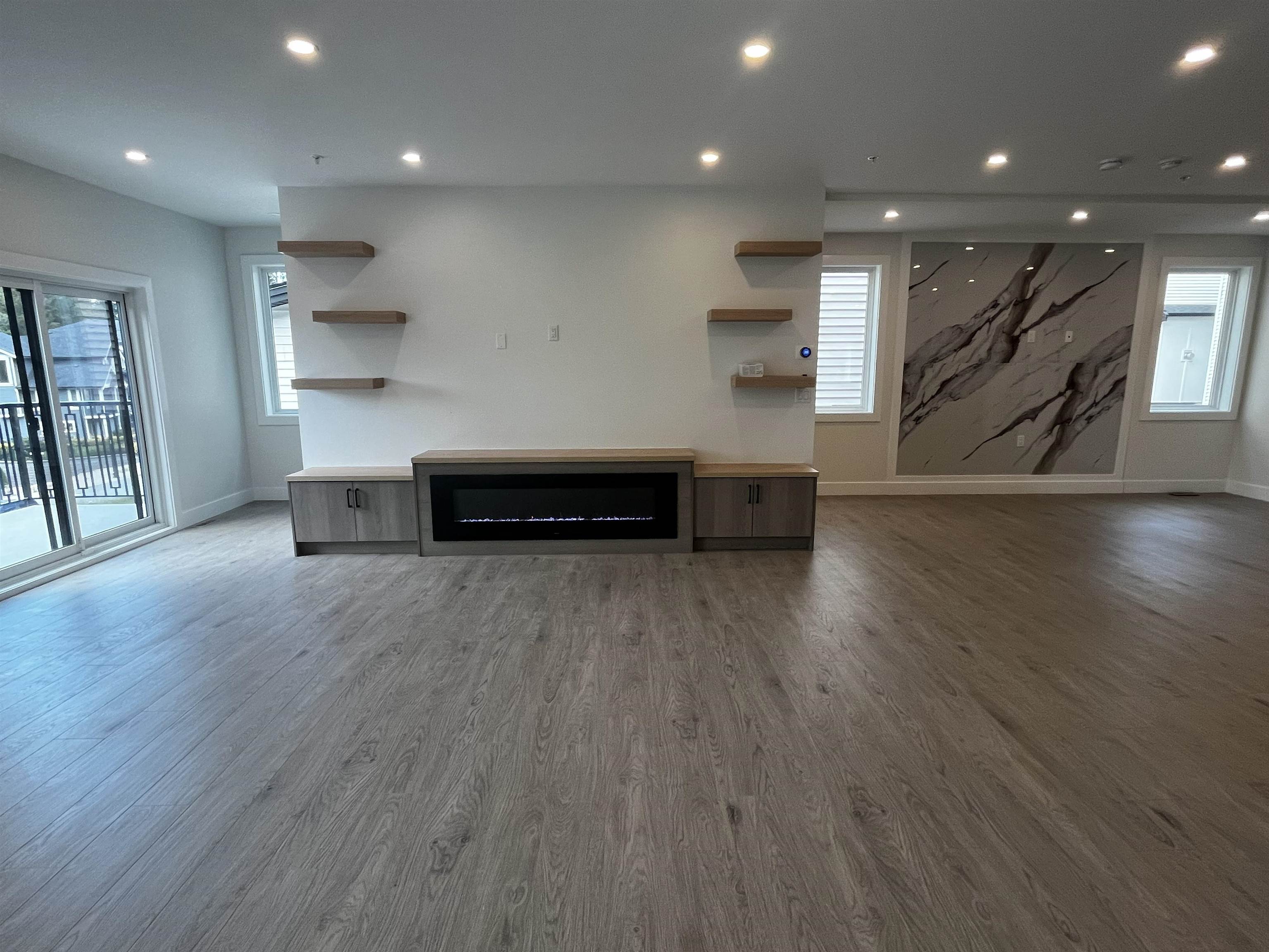 8447 FOREST GATE DRIVE