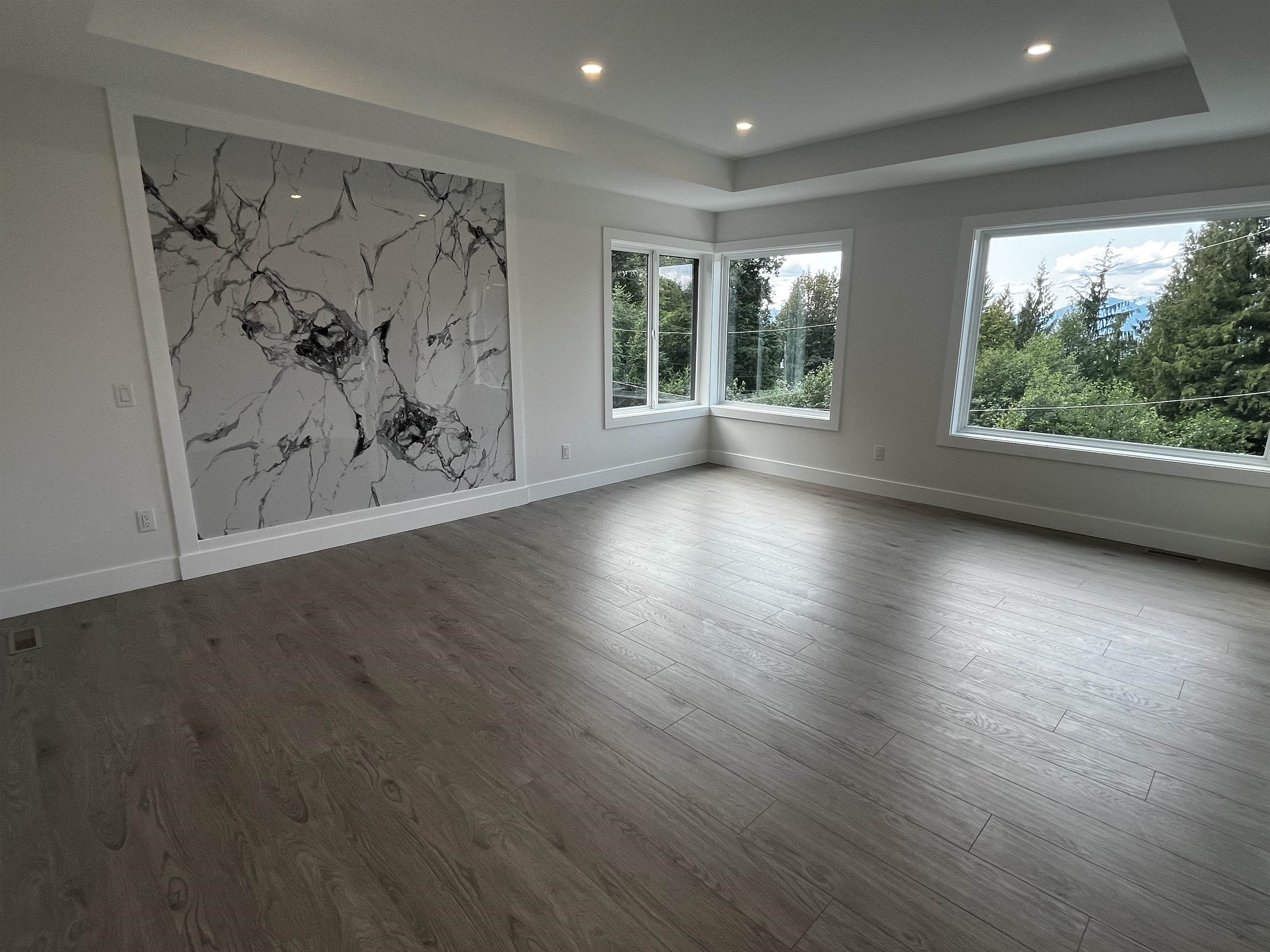 8447 FOREST GATE DRIVE