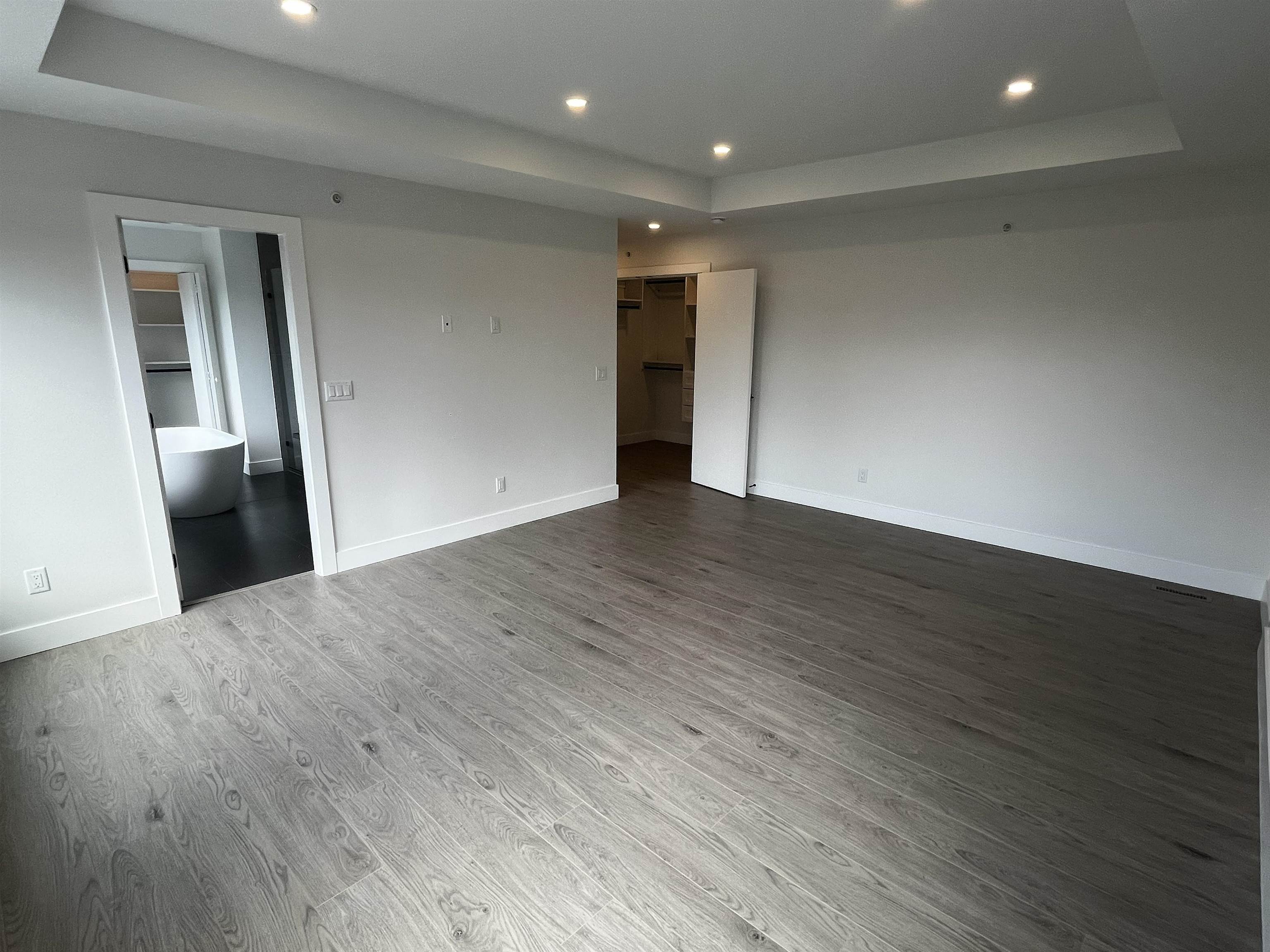 8447 FOREST GATE DRIVE