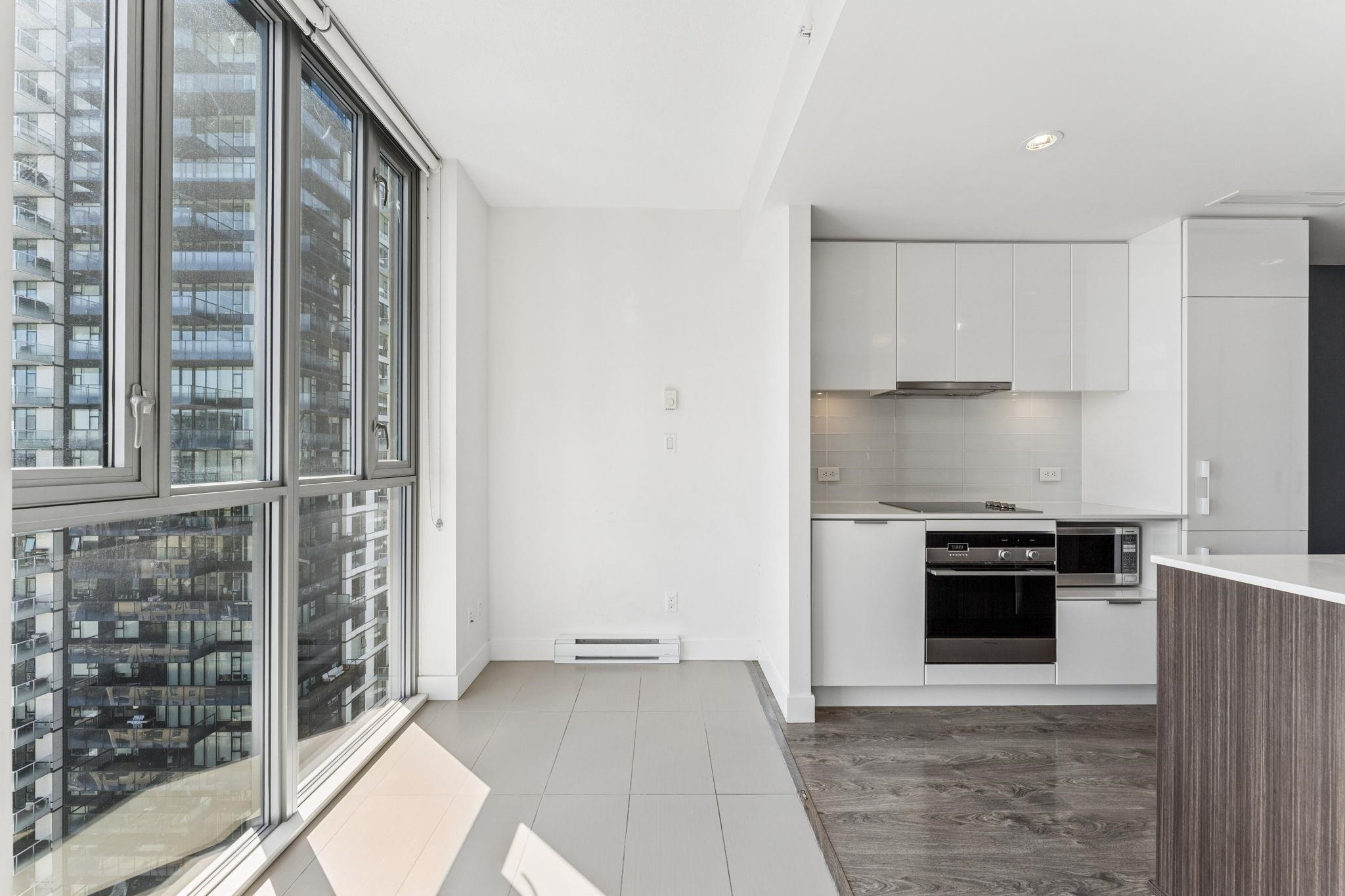 2506 1308 HORNBY STREET