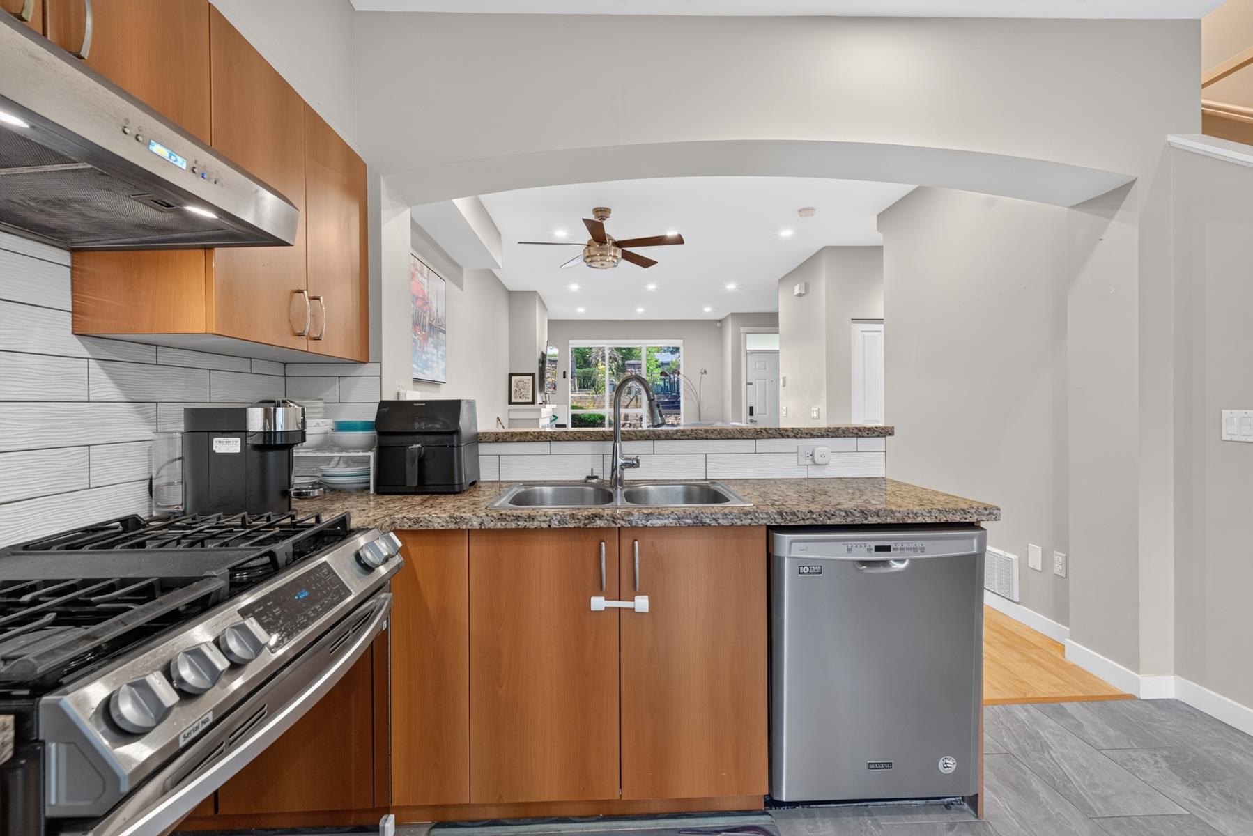 17 9088 HALSTON COURT
