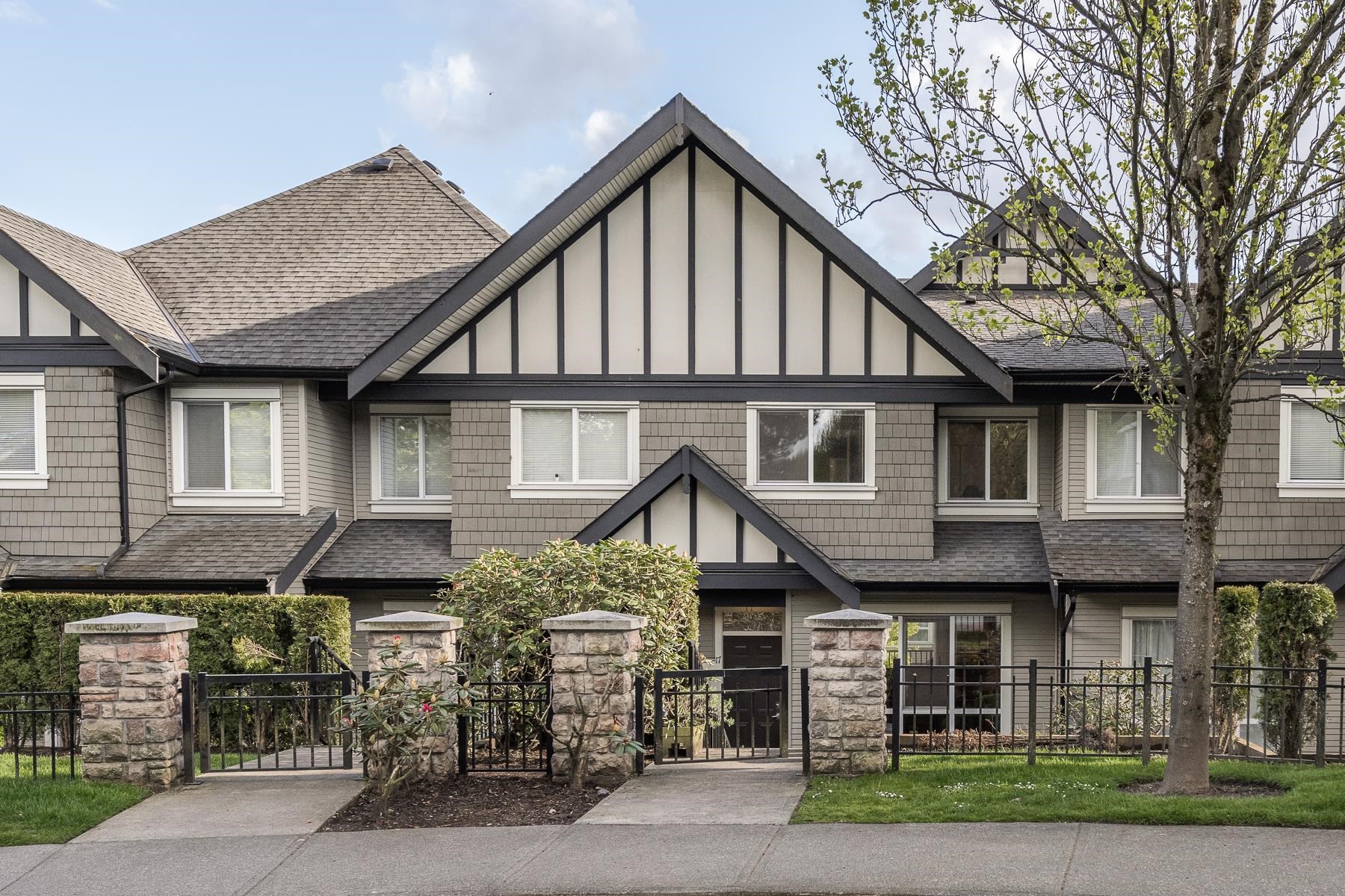 17 9088 HALSTON COURT