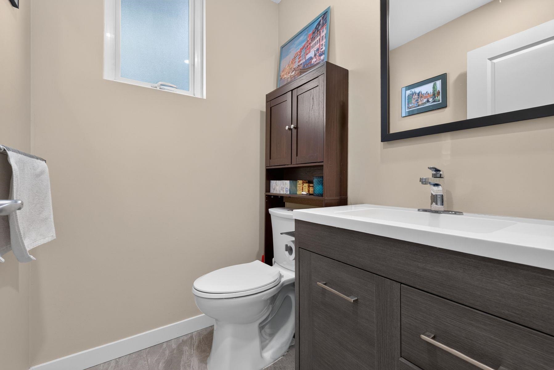 17 9088 HALSTON COURT