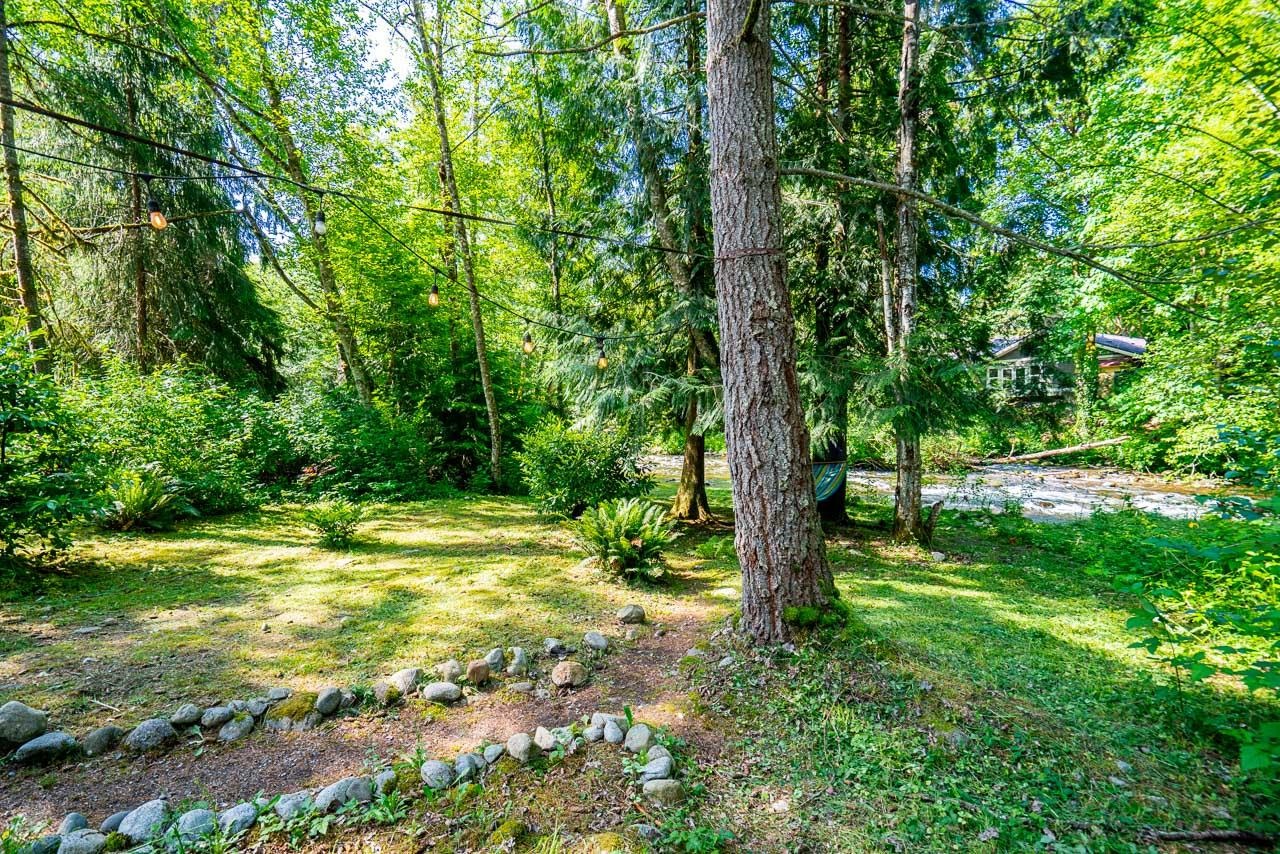 23942 FERN CRESCENT