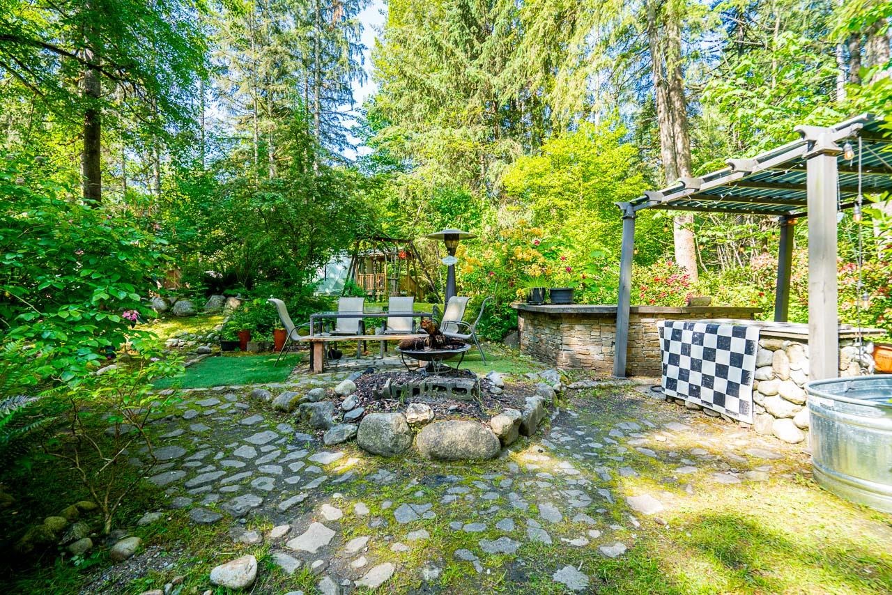 23942 FERN CRESCENT