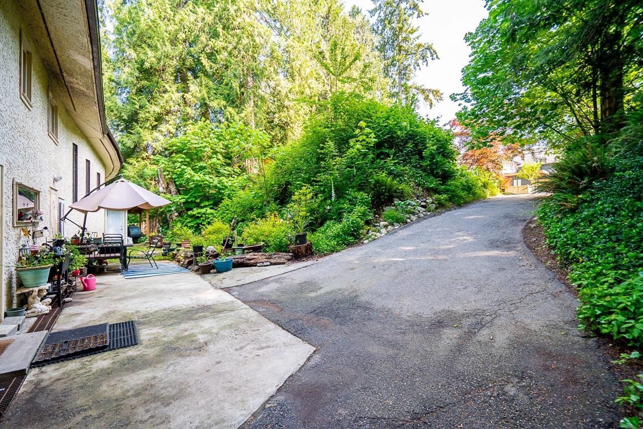 23942 FERN CRESCENT