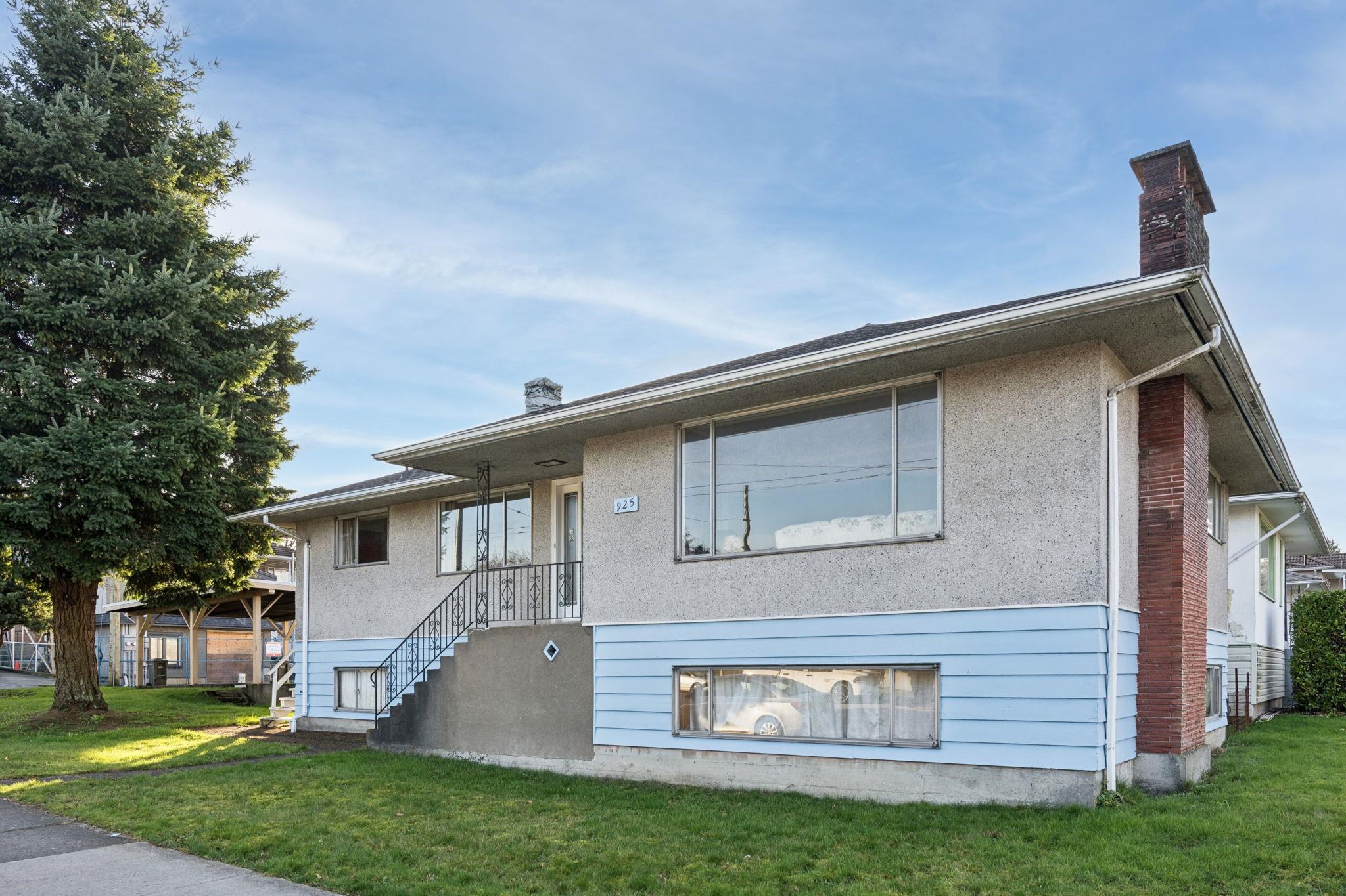 925 NANAIMO STREET