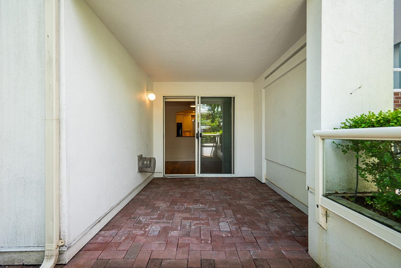 213 220 NEWPORT DRIVE
