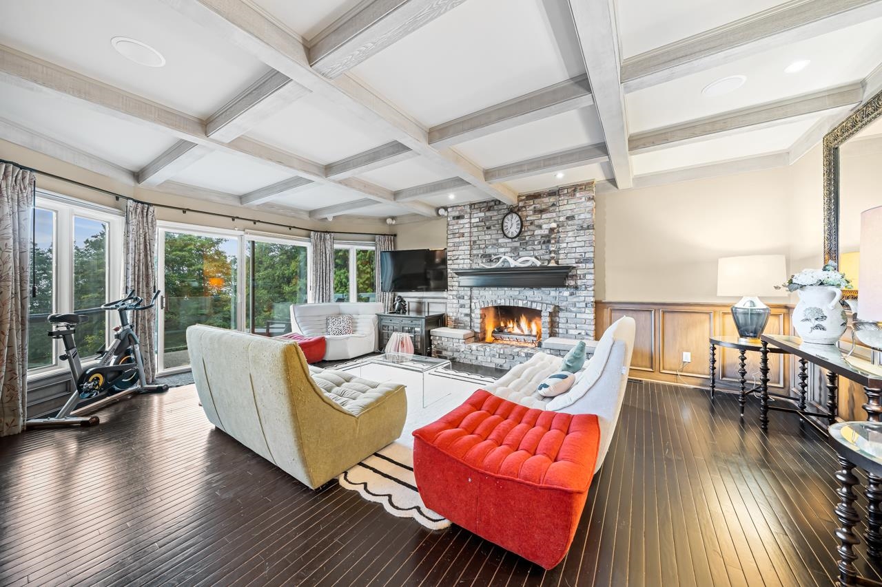 2478 WESTHILL COURT