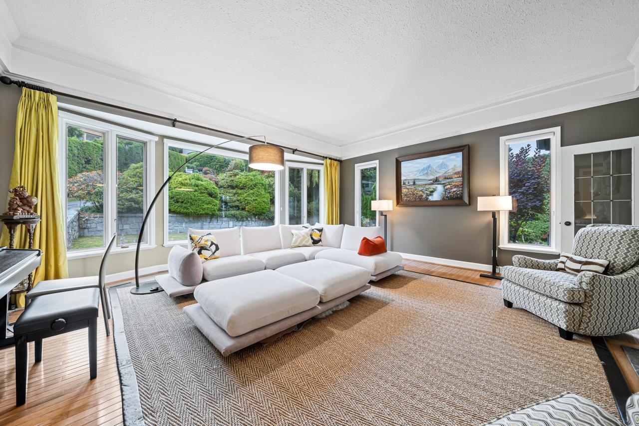 2478 WESTHILL COURT