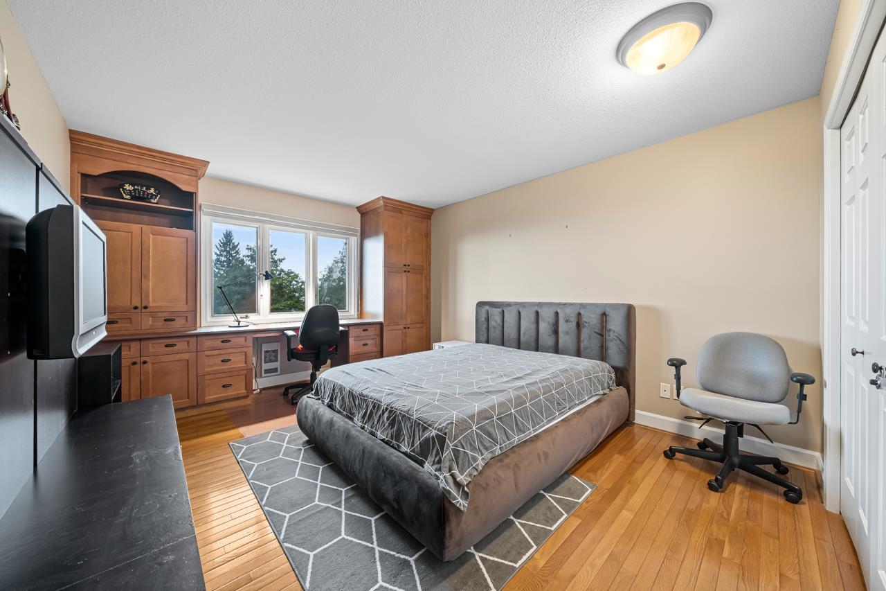2478 WESTHILL COURT