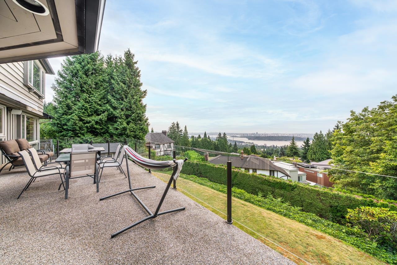 2478 WESTHILL COURT