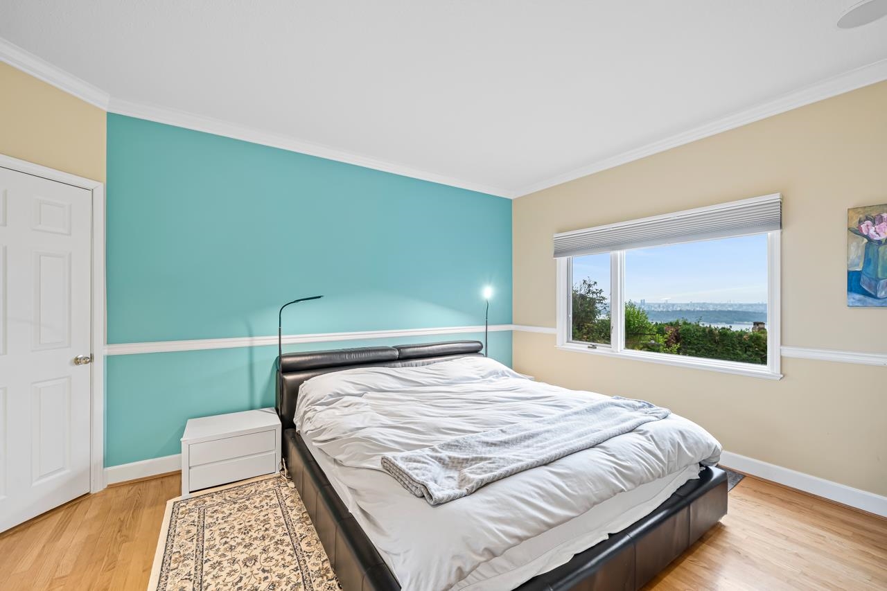 2478 WESTHILL COURT