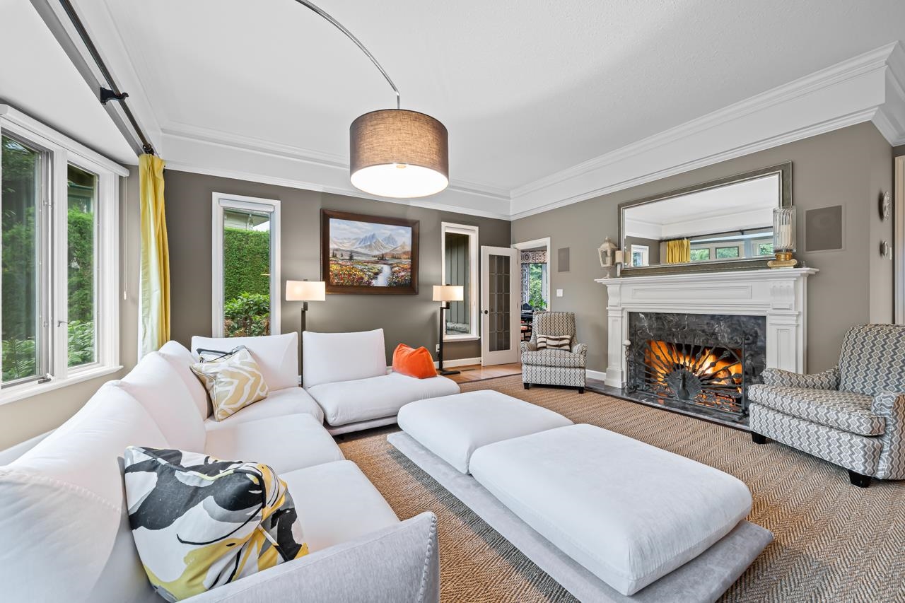 2478 WESTHILL COURT