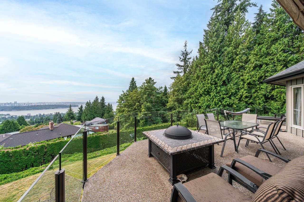 2478 WESTHILL COURT