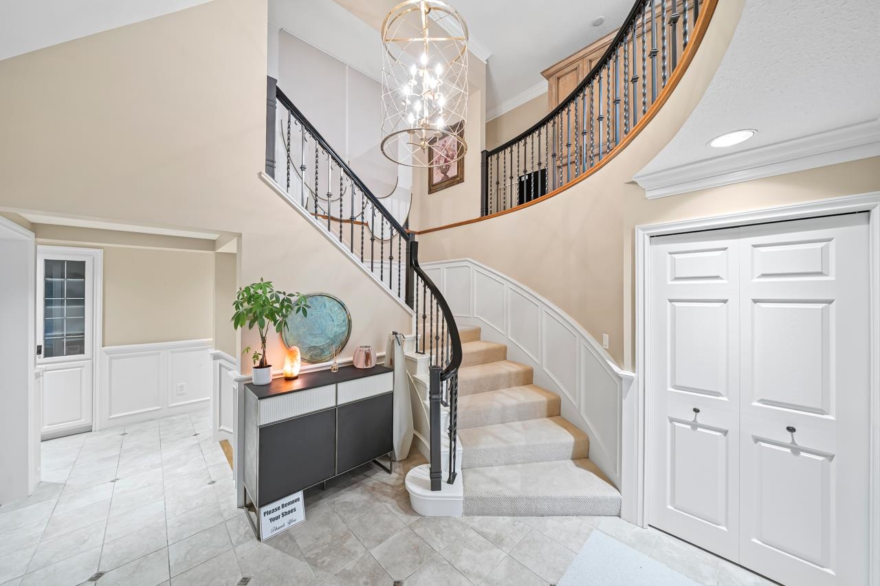 2478 WESTHILL COURT