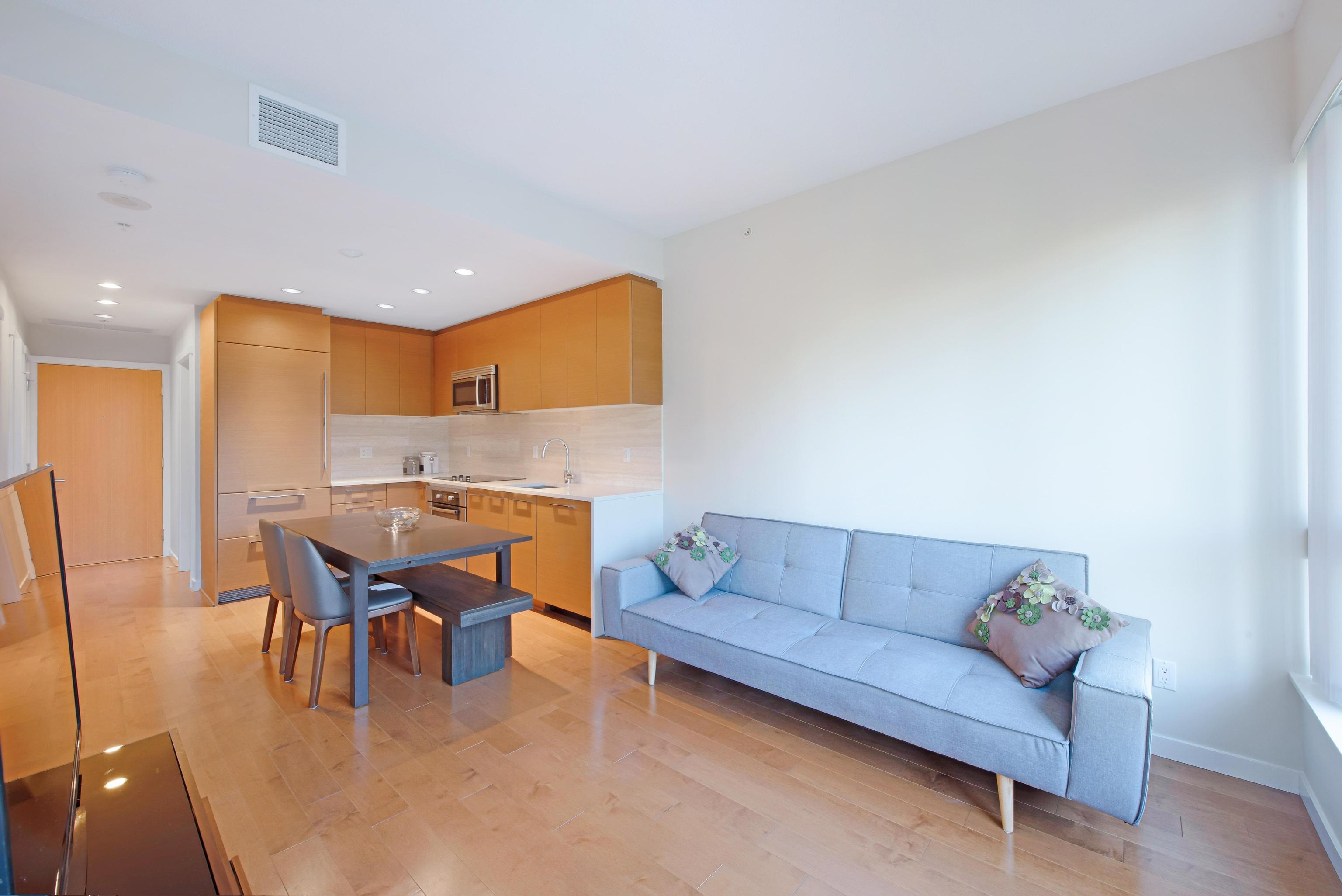 1709 5728 BERTON AVENUE