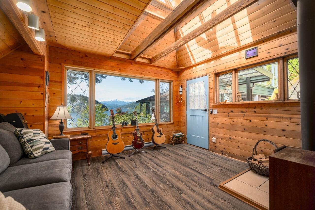 1587 MOUNT GARDNER ROAD