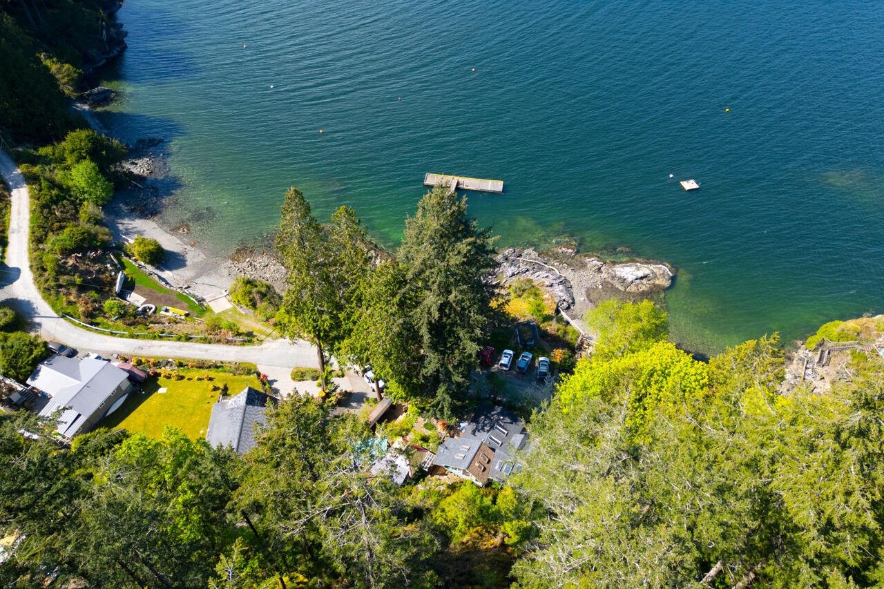 1587 MOUNT GARDNER ROAD