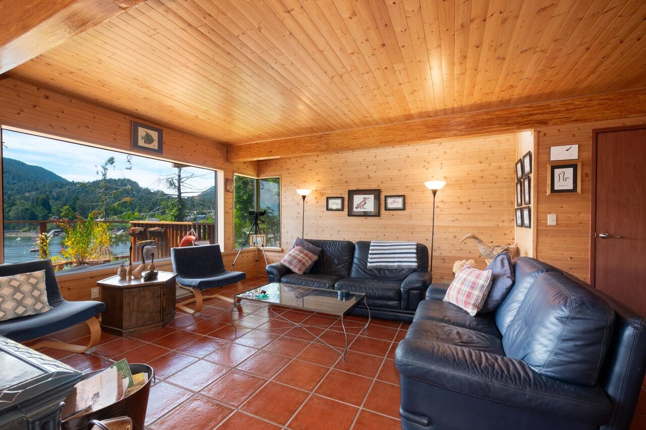 345 DAVID ROAD