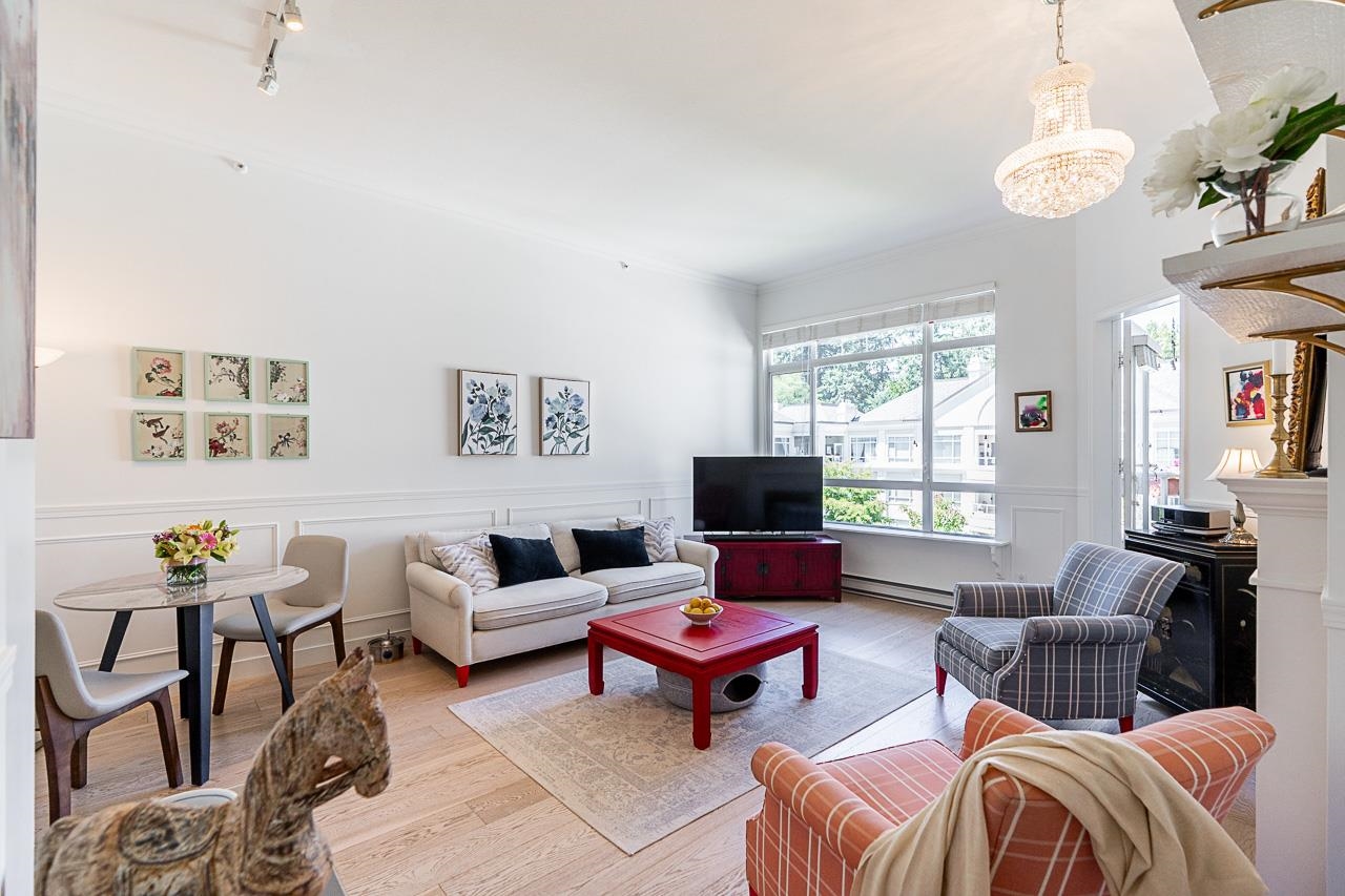 405 5735 HAMPTON PLACE