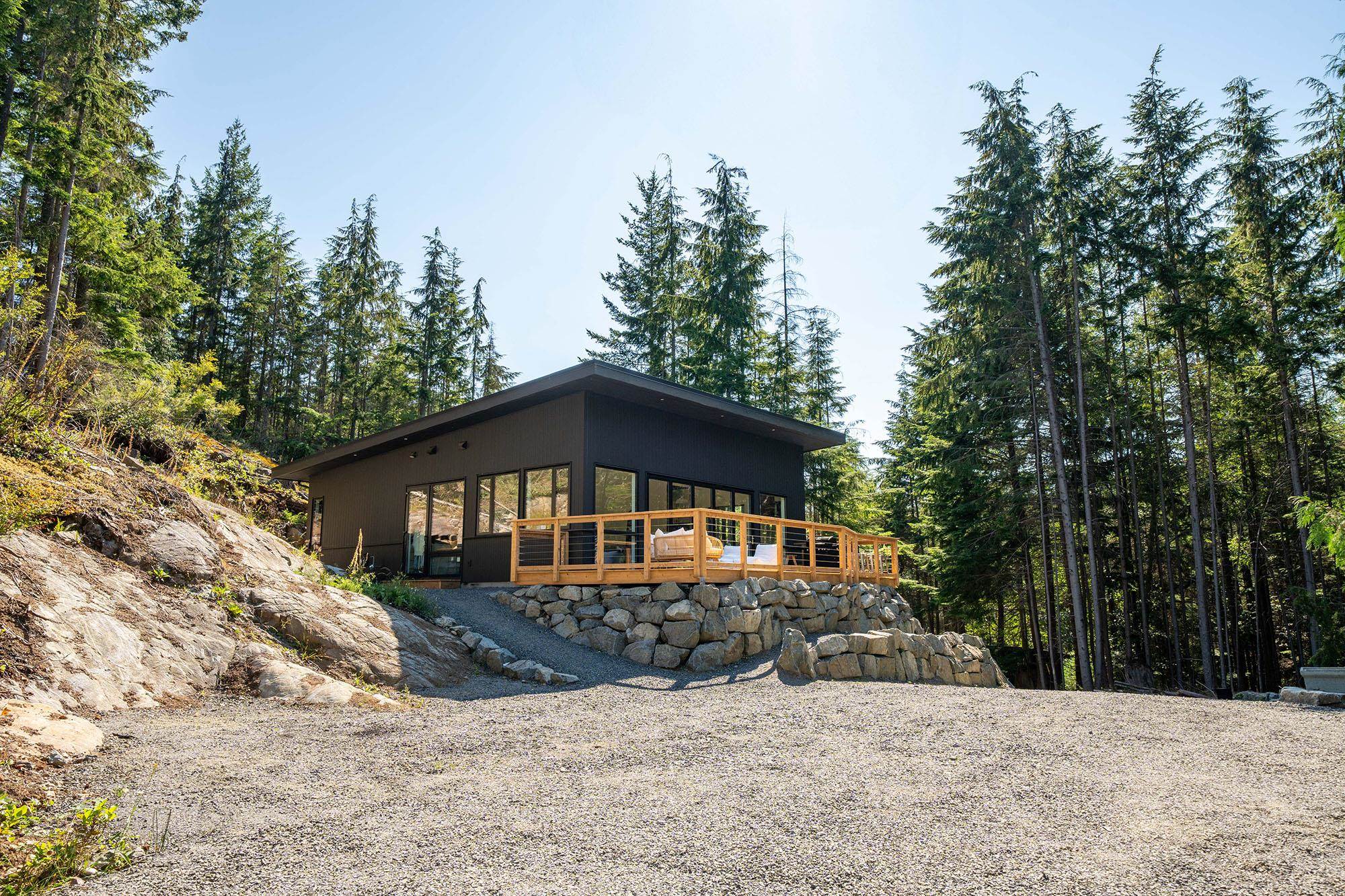1290 COWAN POINT DRIVE