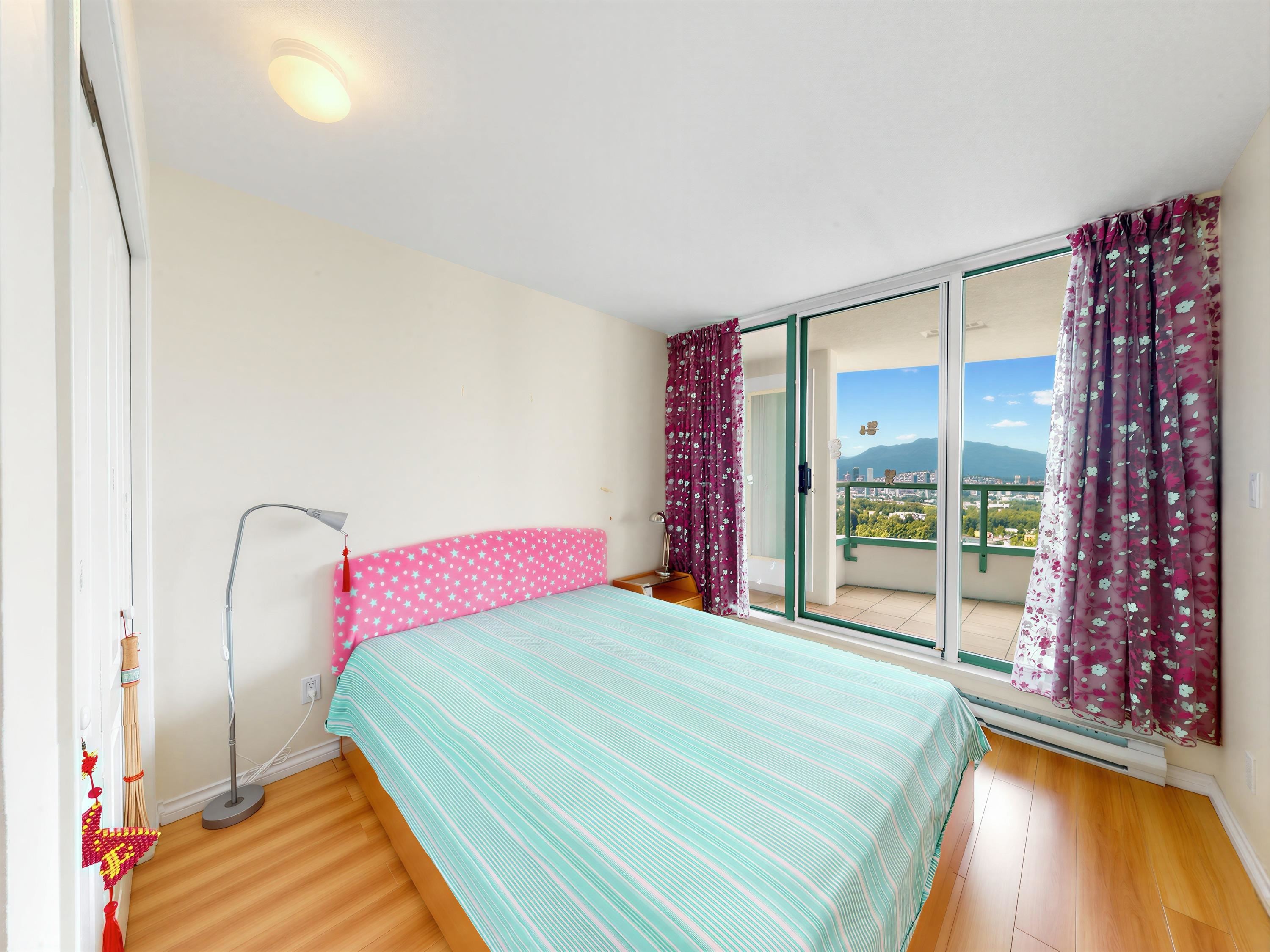 1706 5899 WILSON AVENUE
