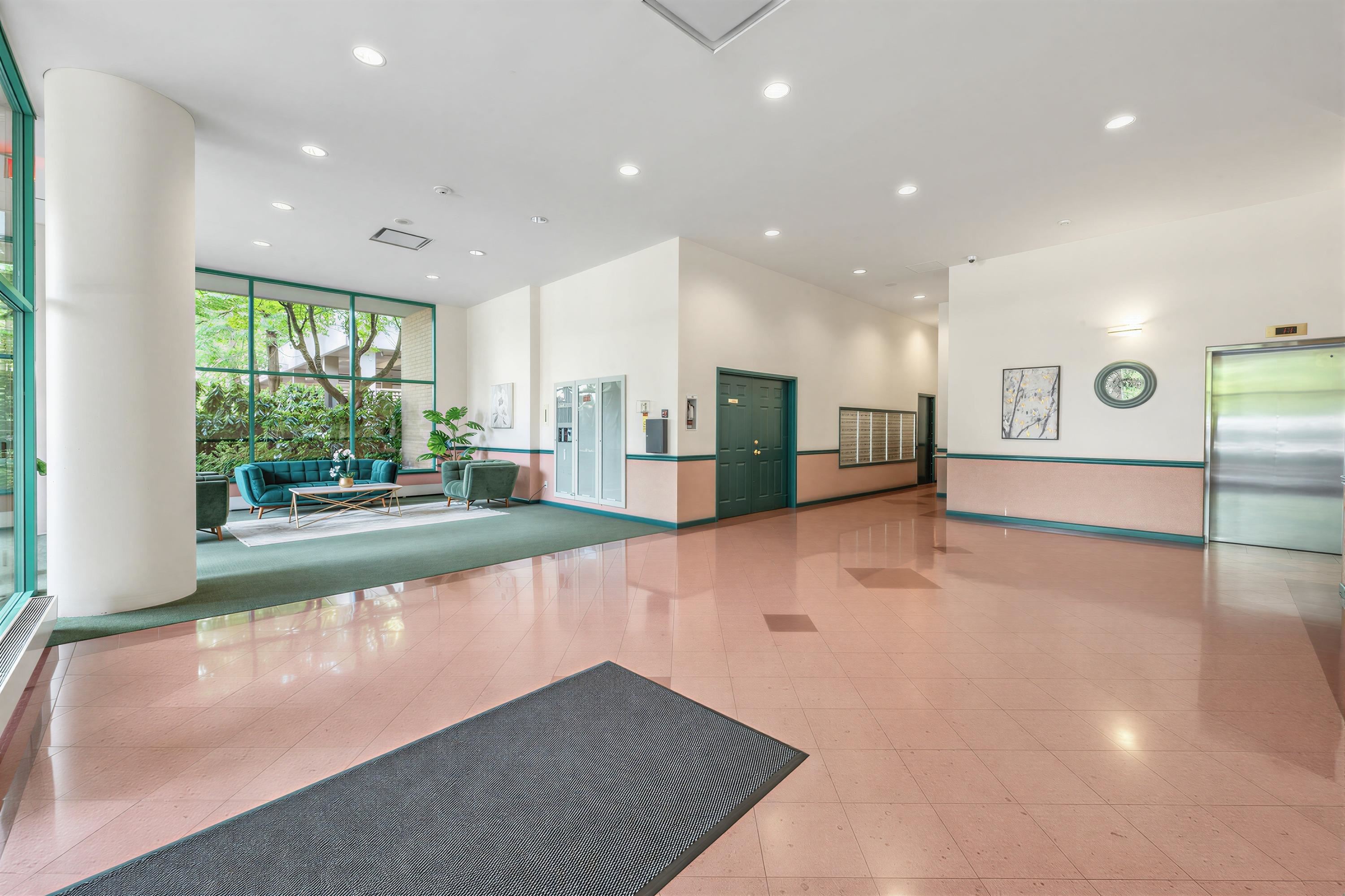 1706 5899 WILSON AVENUE