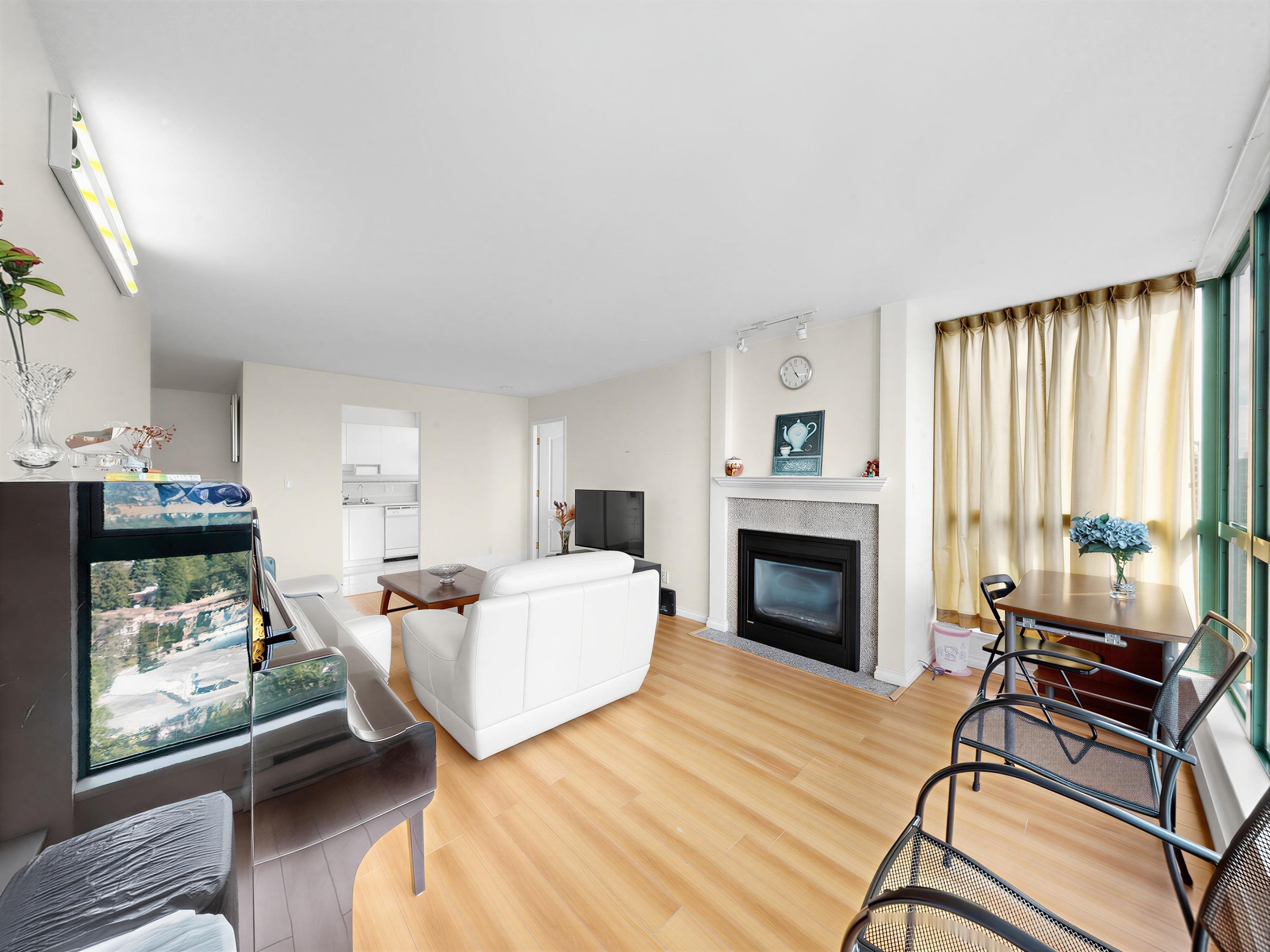 1706 5899 WILSON AVENUE