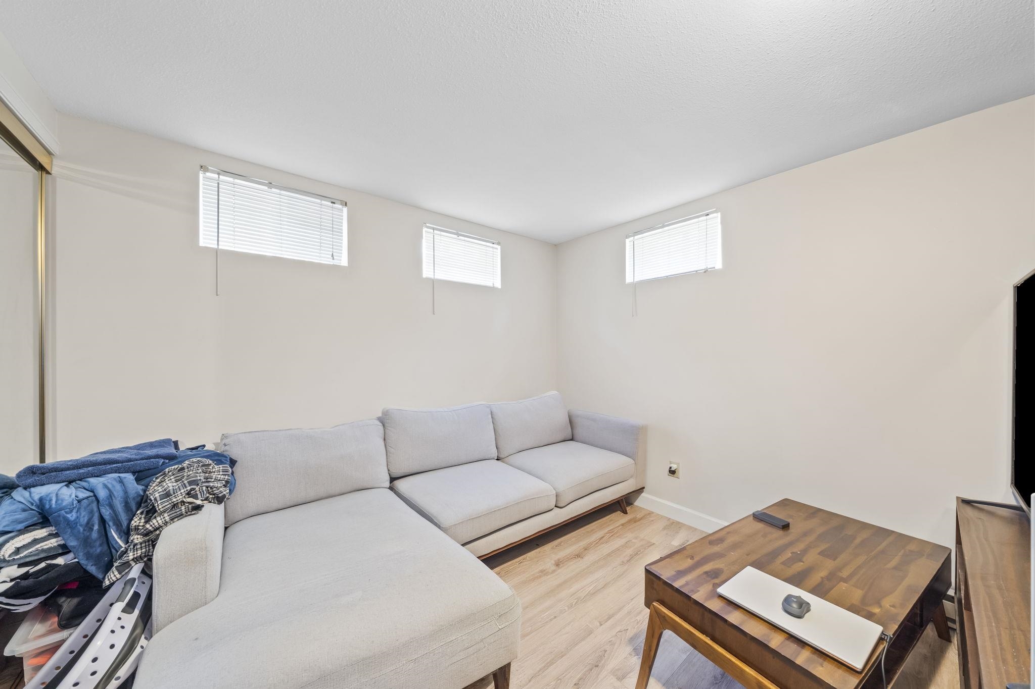 2510 CAMROSE DRIVE