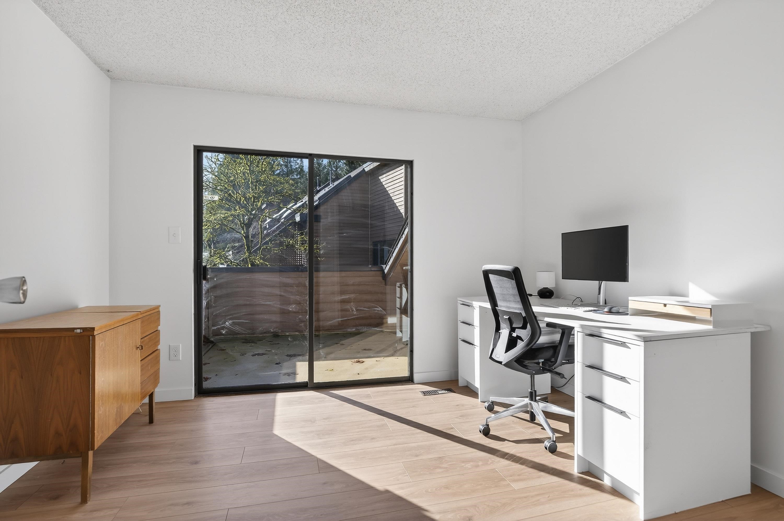 526 CARDIFF WAY