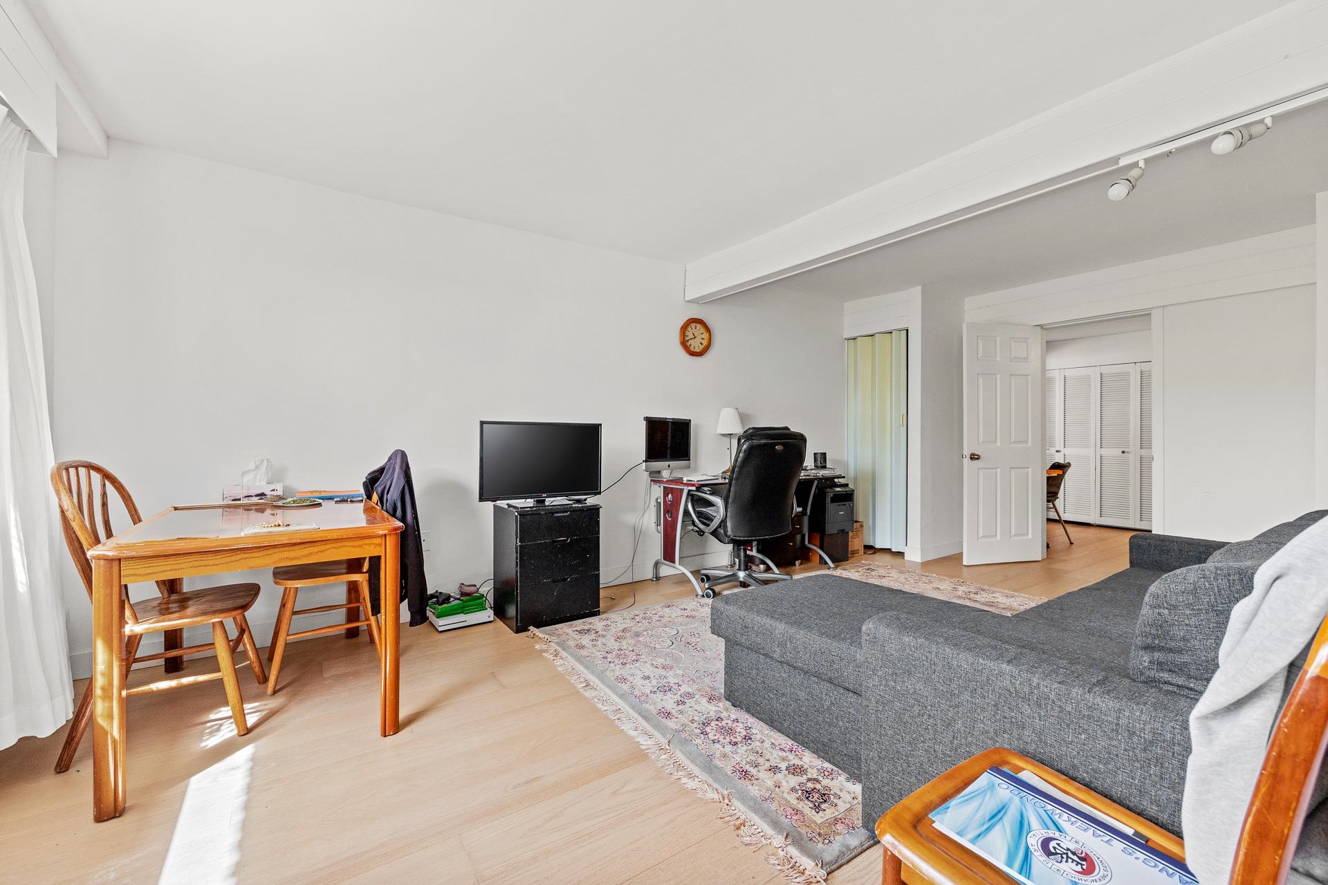 14471 MAGDALEN CRESCENT