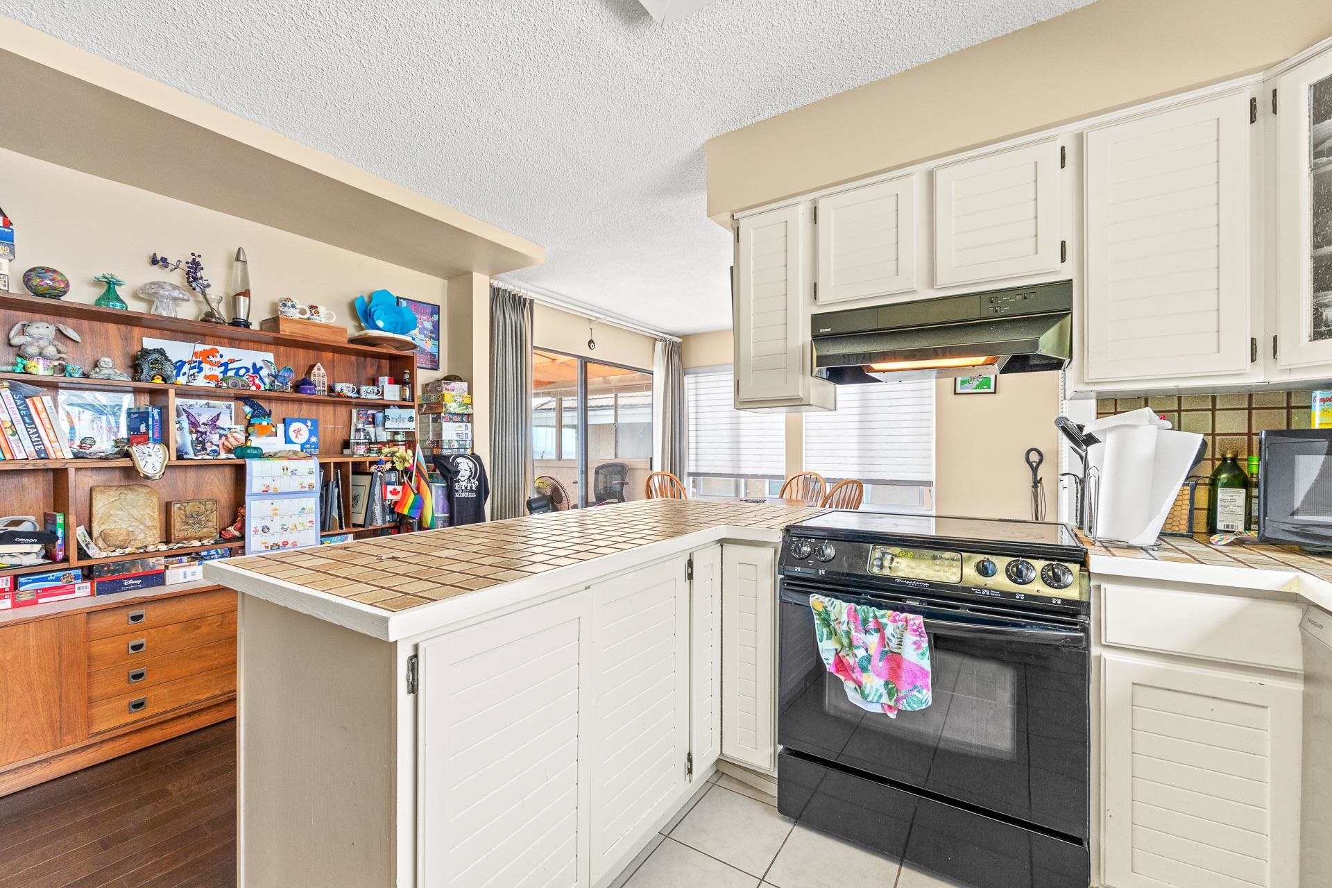 14471 MAGDALEN CRESCENT