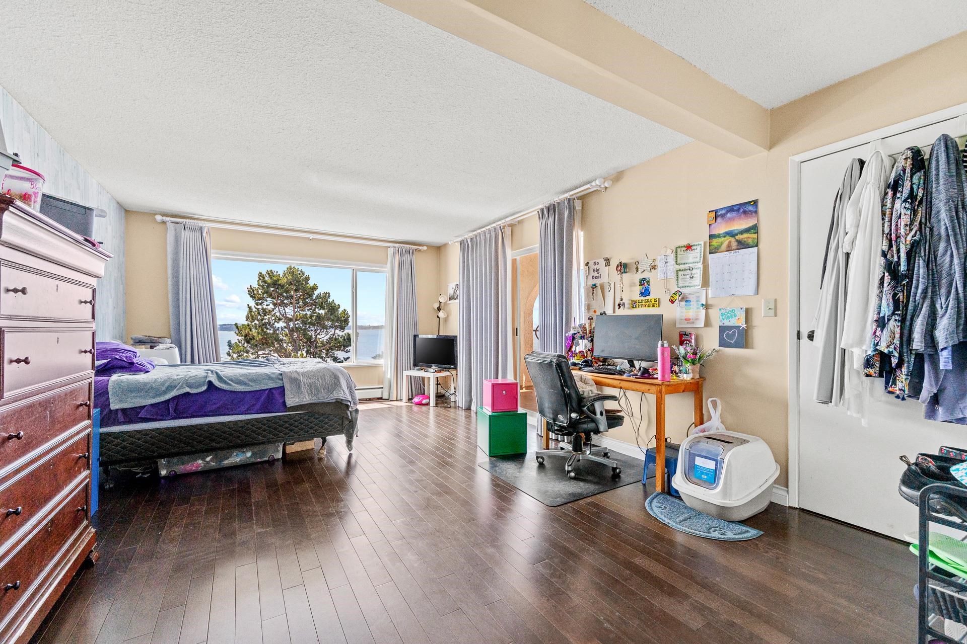 14471 MAGDALEN CRESCENT