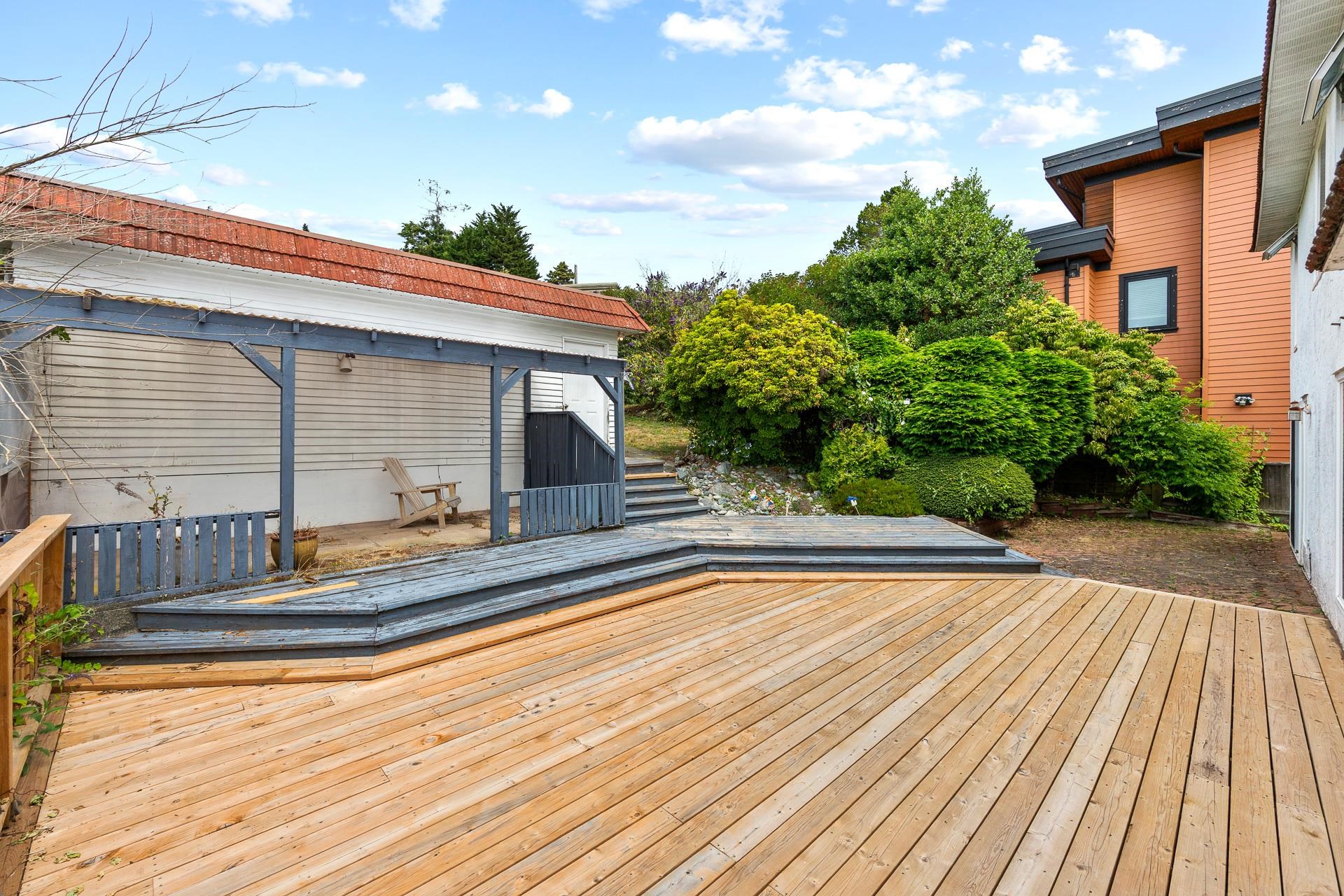 14471 MAGDALEN CRESCENT