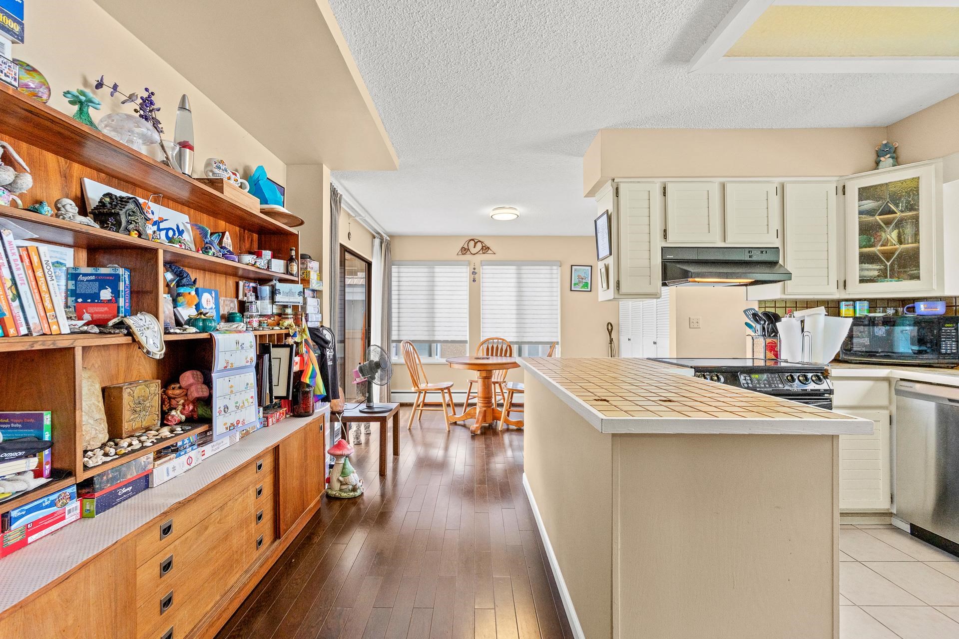 14471 MAGDALEN CRESCENT