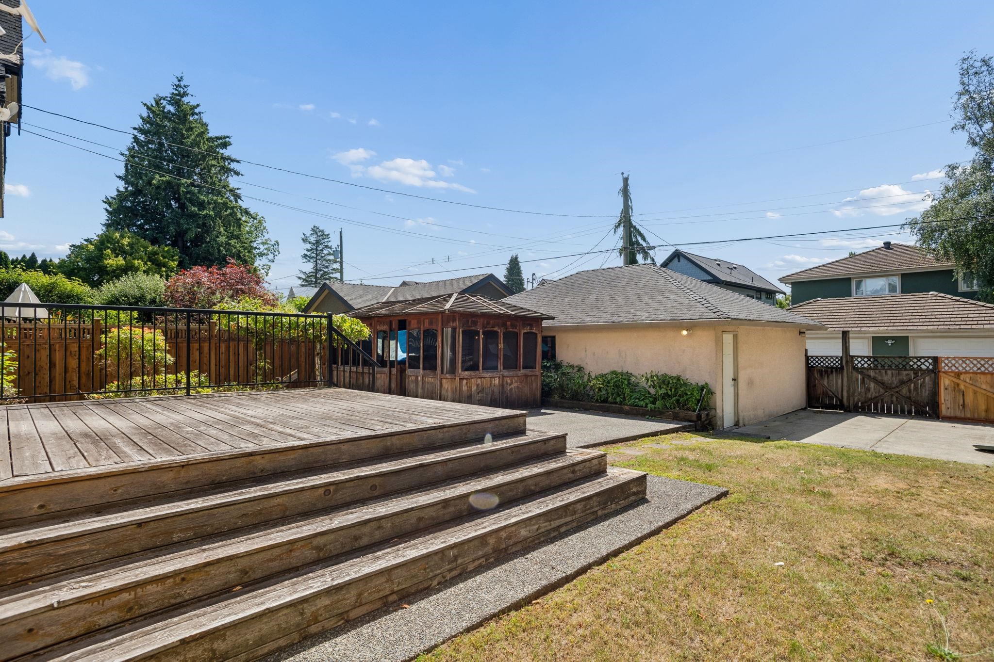 2986 W 37TH AVENUE