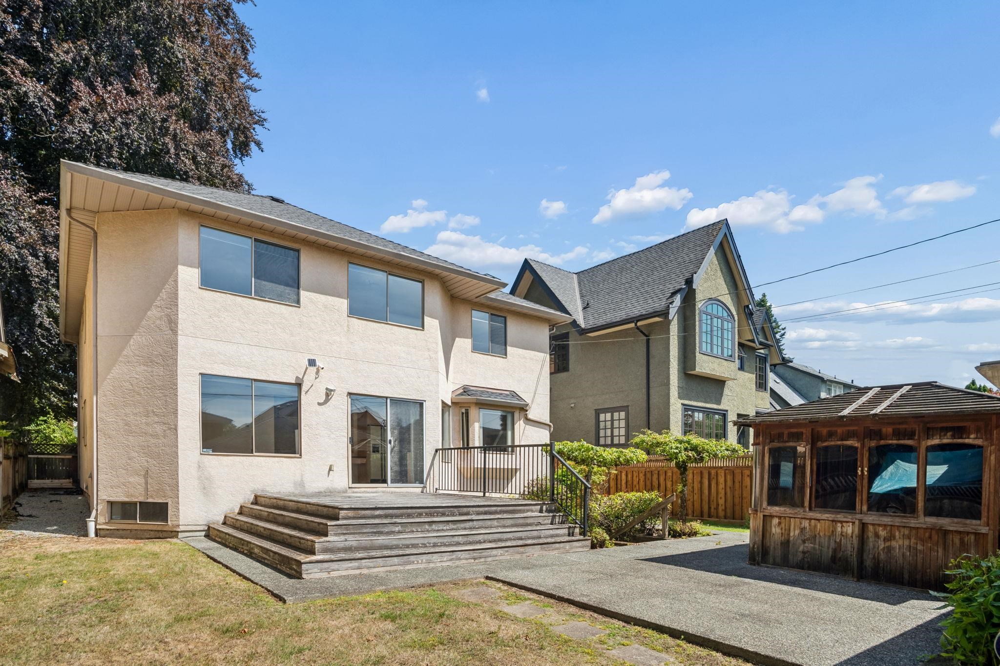2986 W 37TH AVENUE