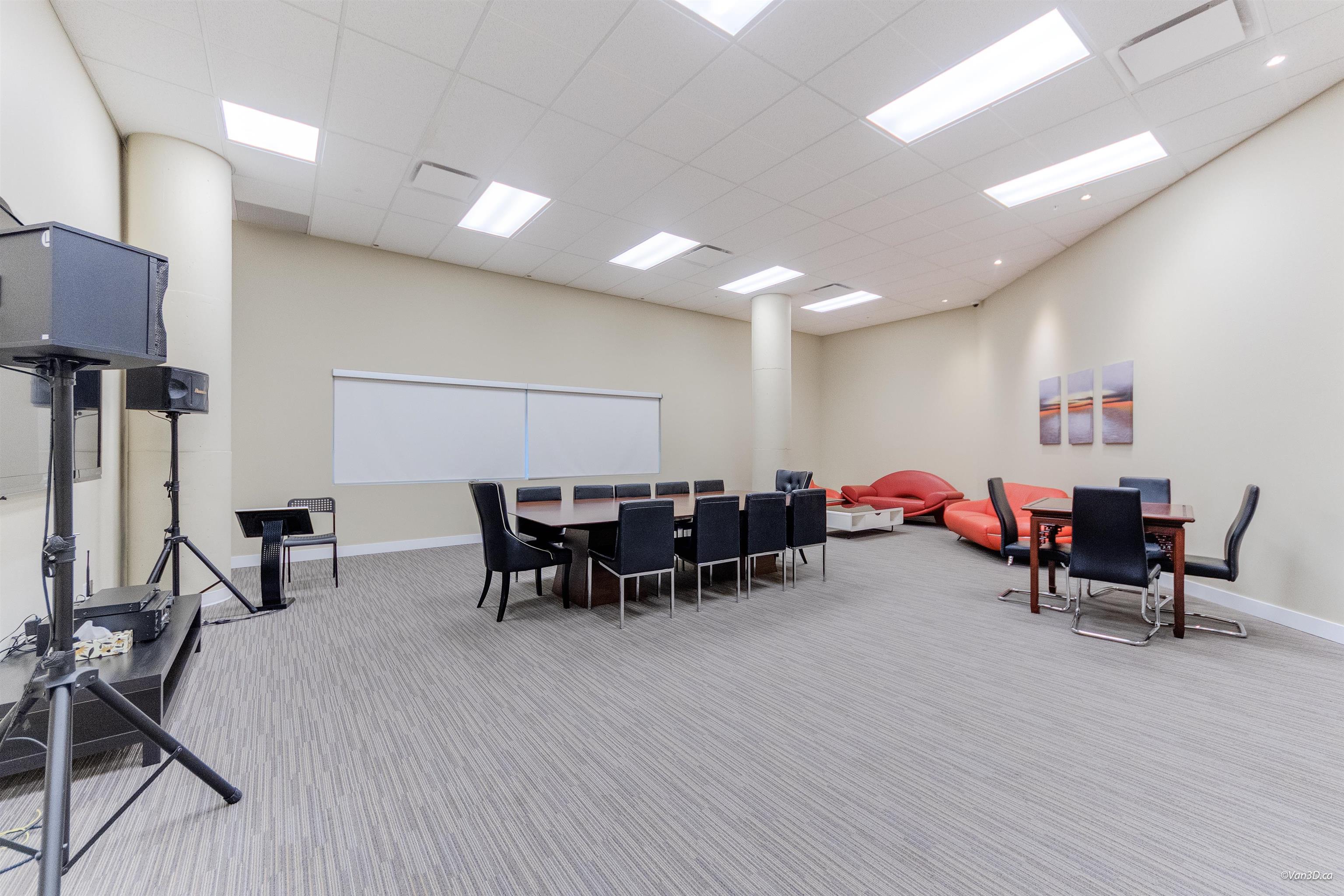 823 8080 CAMBIE ROAD