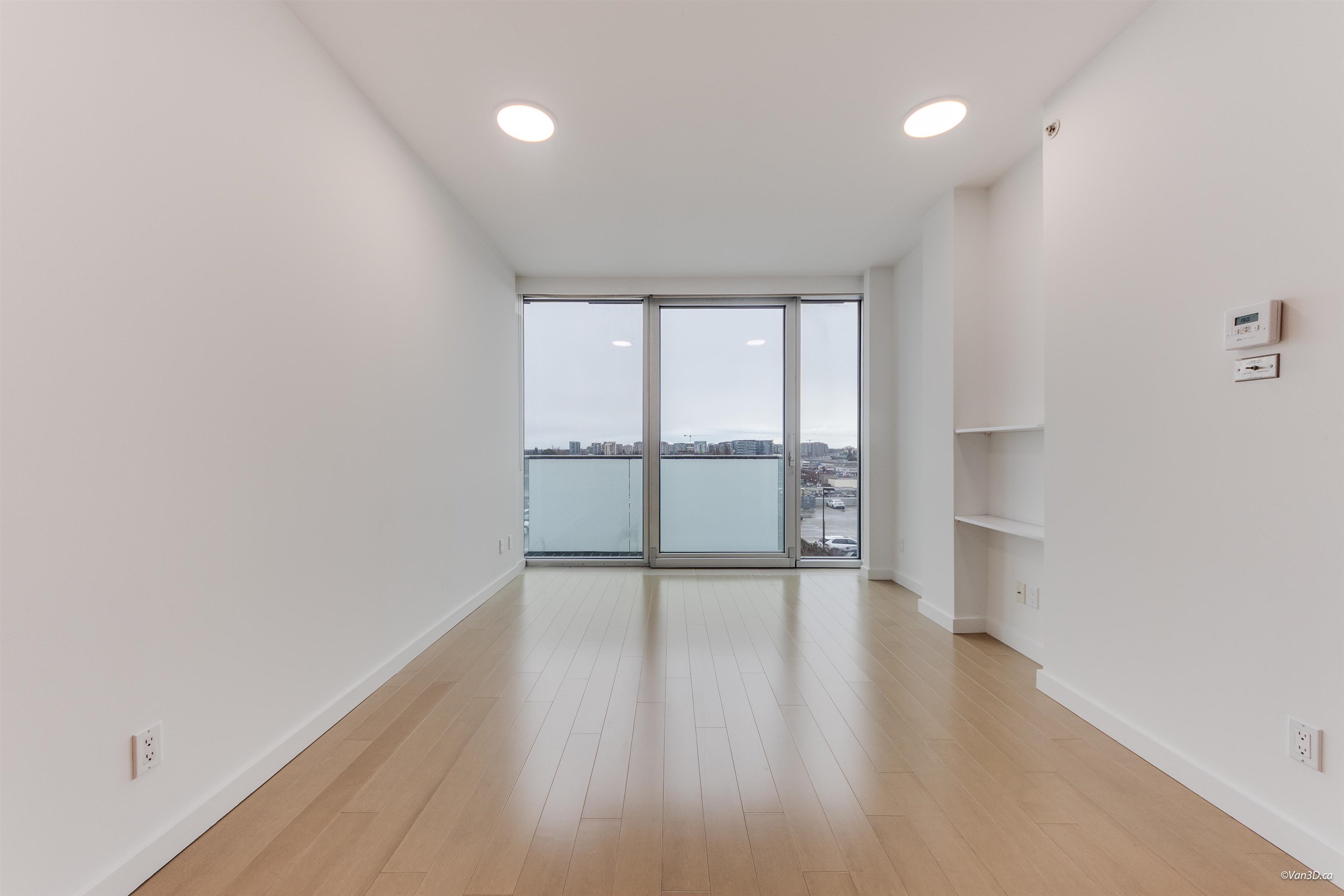 823 8080 CAMBIE ROAD