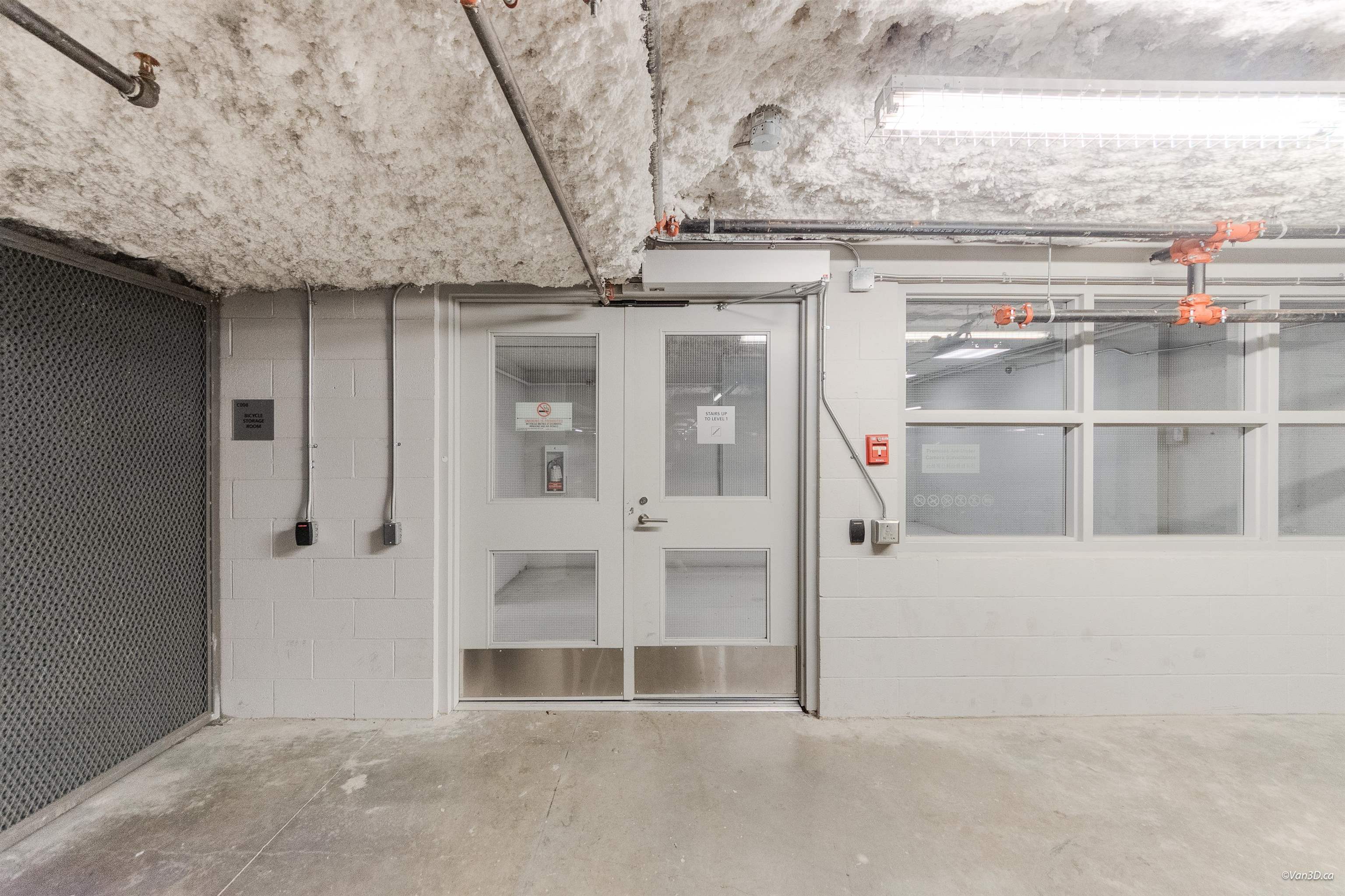 823 8080 CAMBIE ROAD