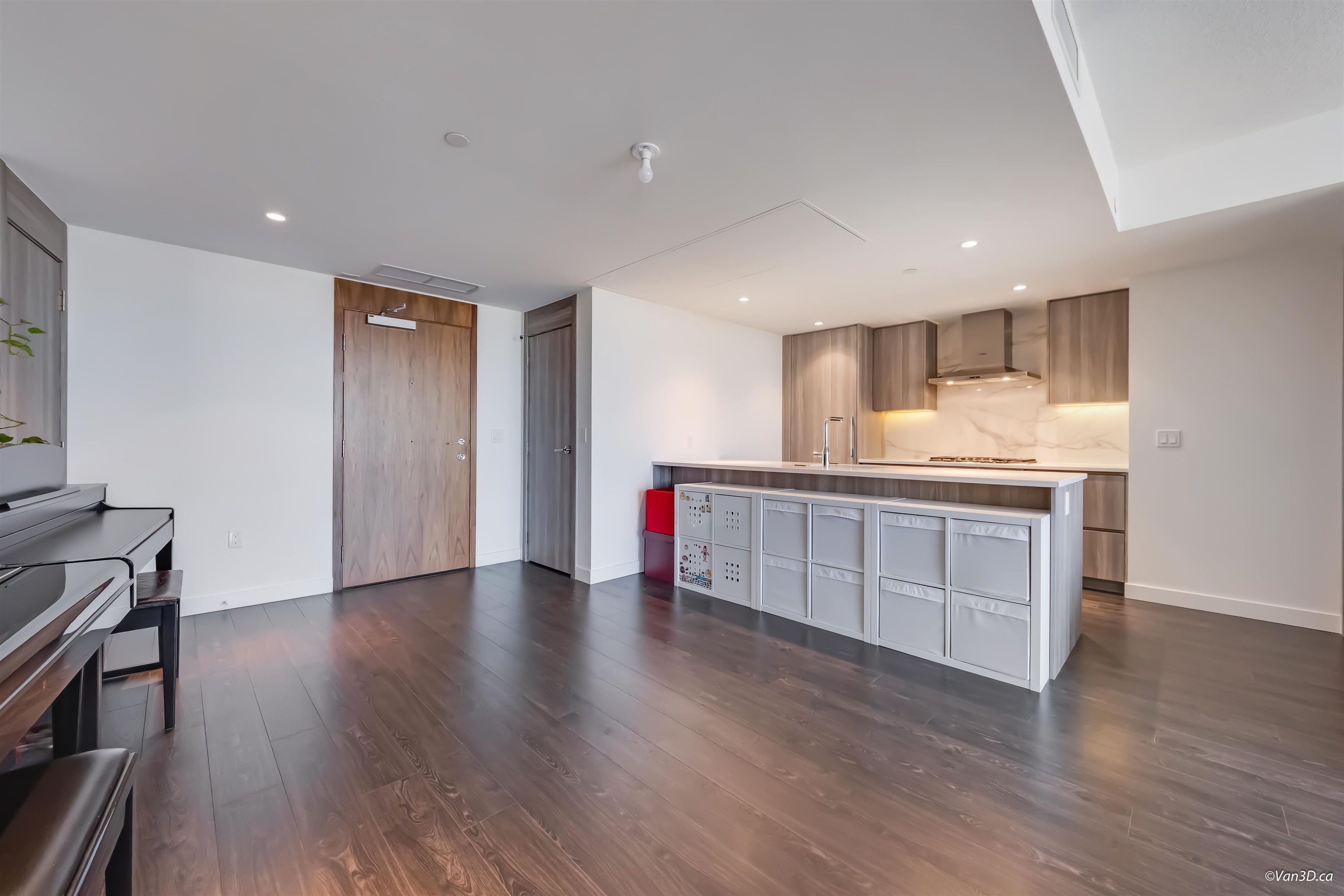 1096 8671 HAZELBRIDGE WAY