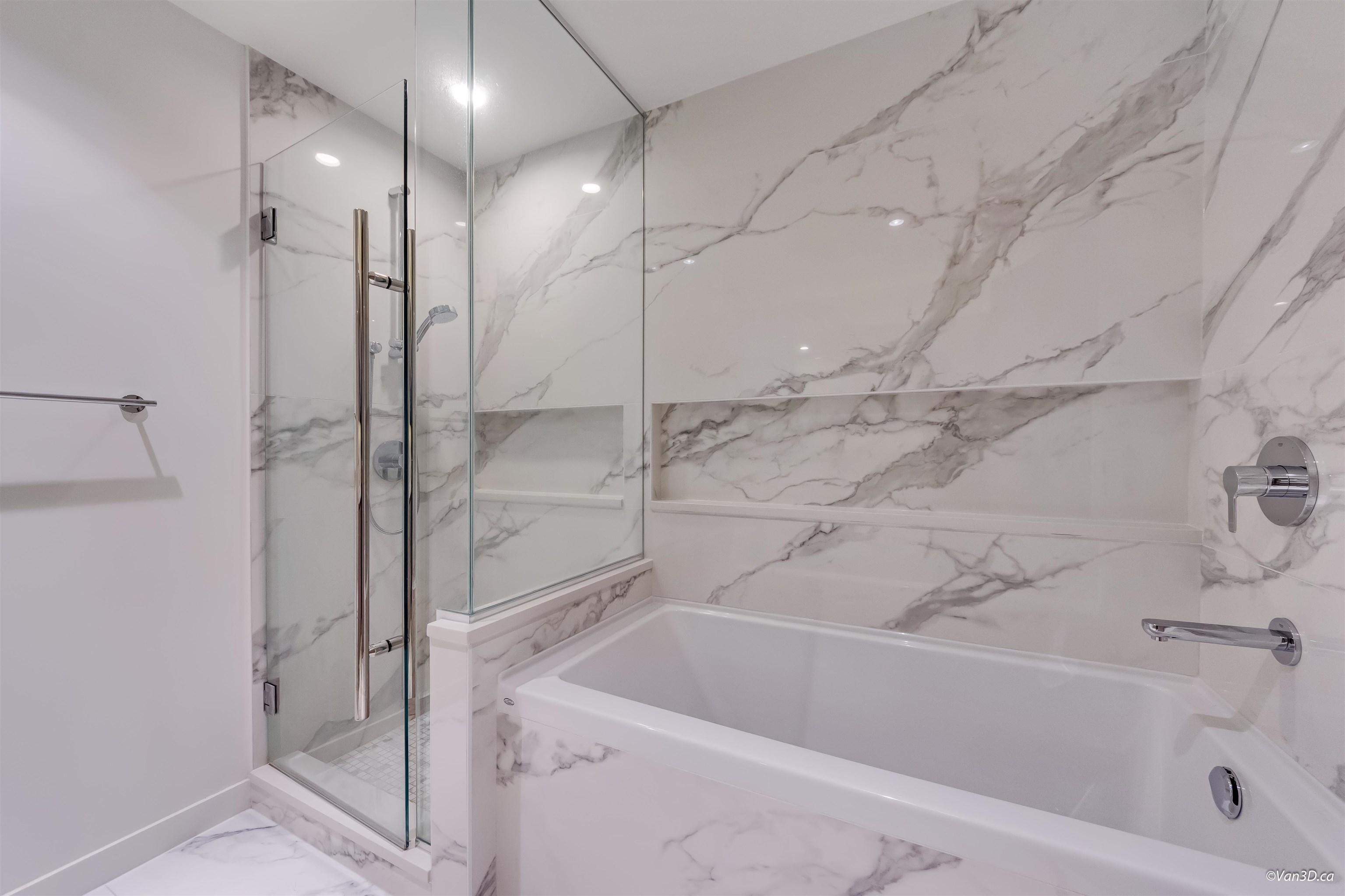 1096 8671 HAZELBRIDGE WAY