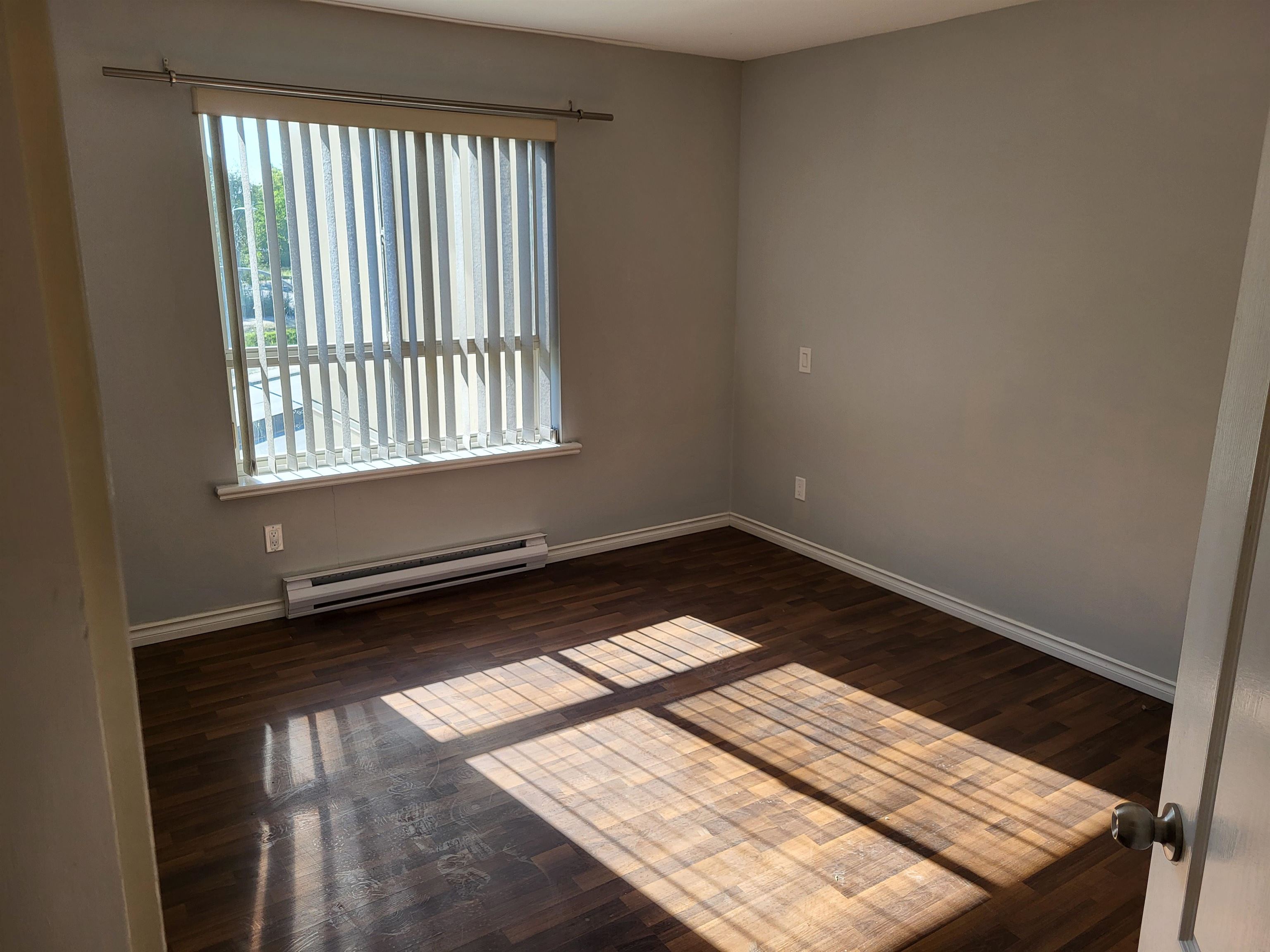 505 22230 NORTH AVENUE