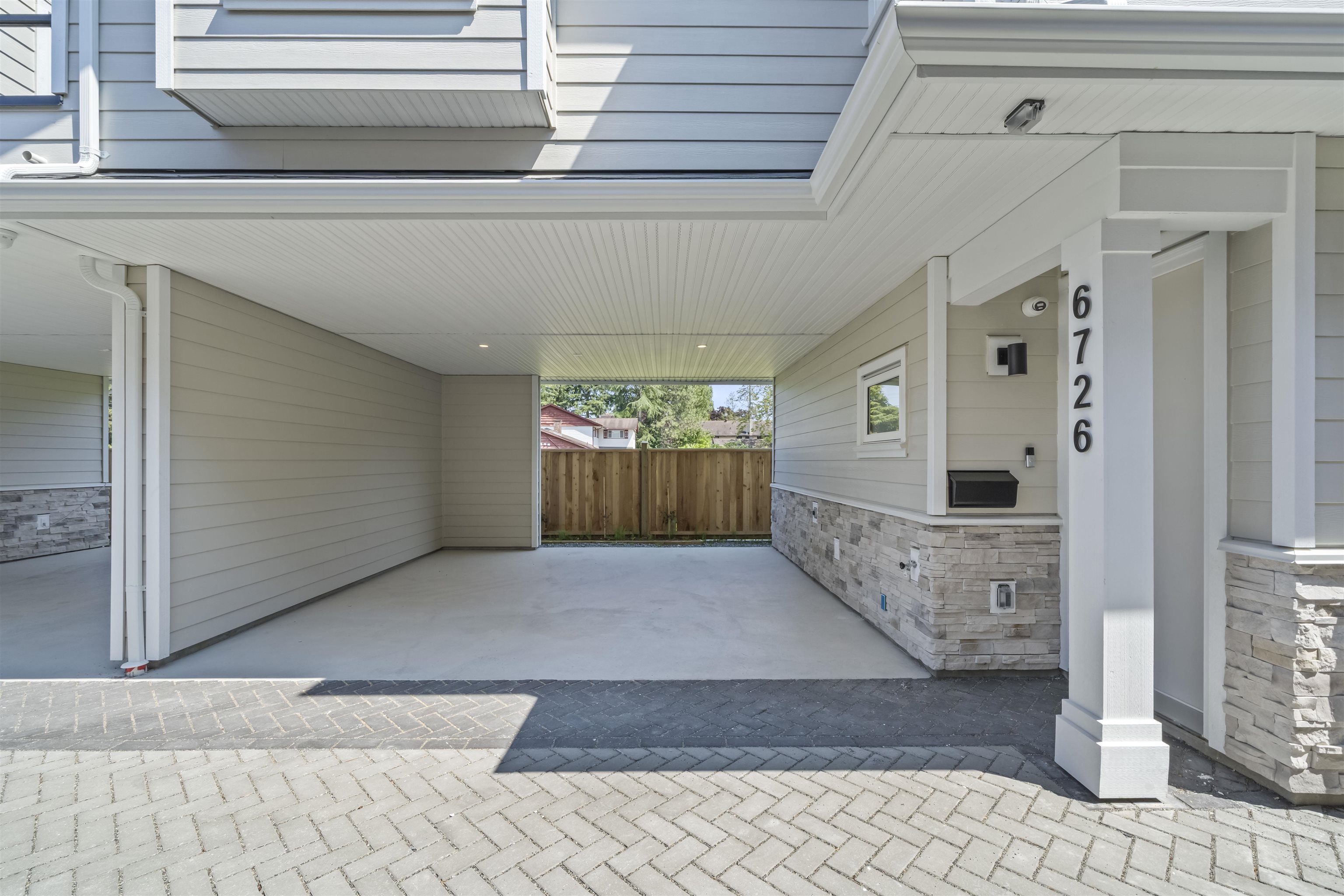 6726 FRANCIS ROAD