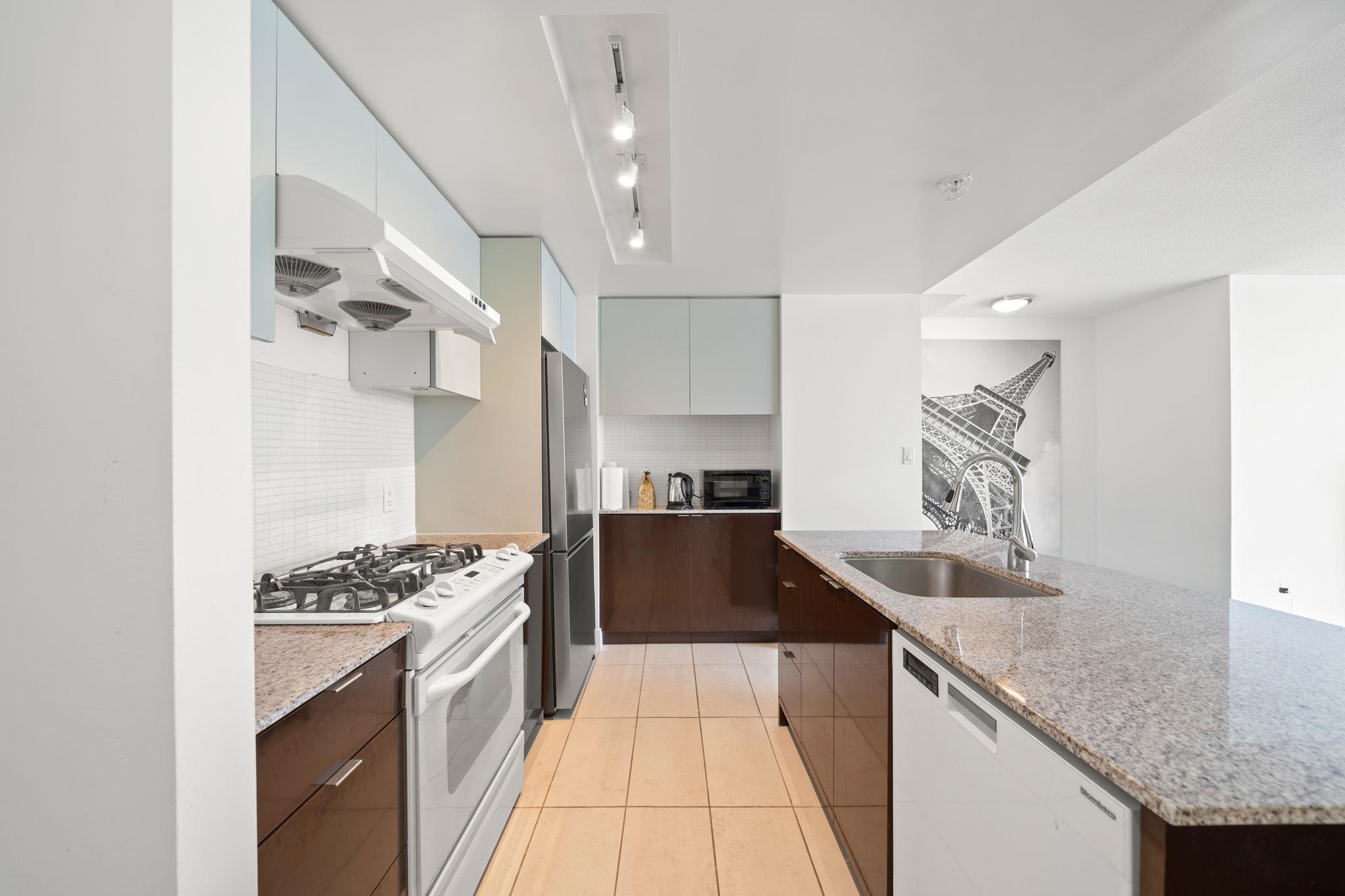 1601 4808 HAZEL STREET